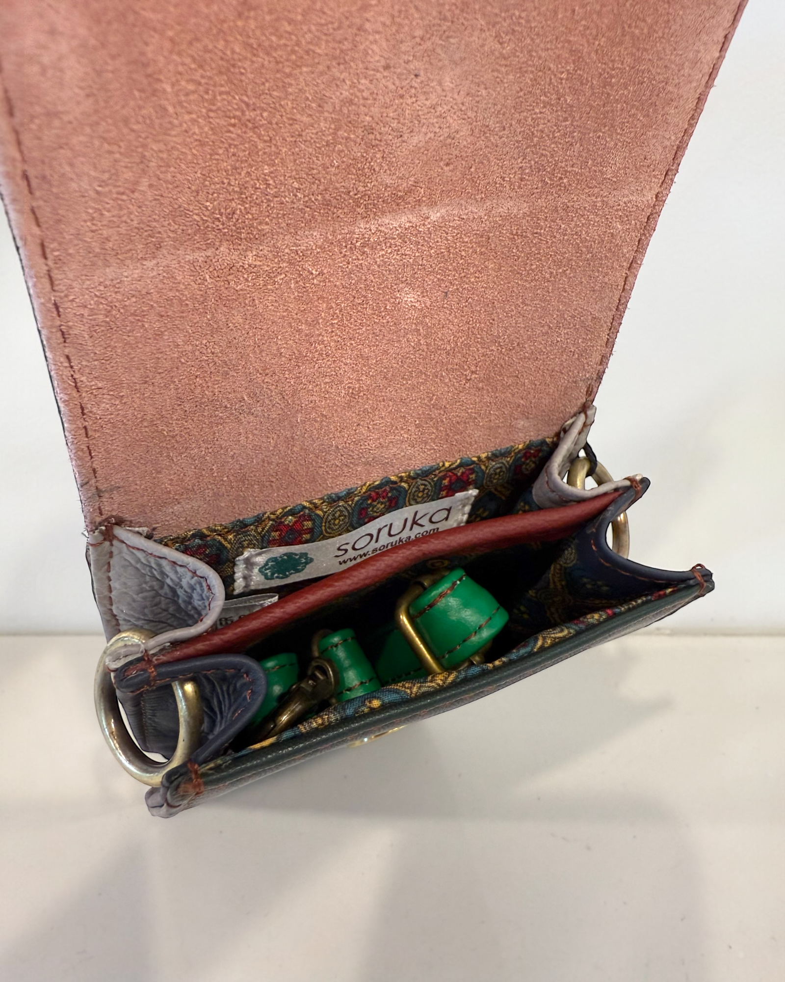 KADOU BOUTIQUE Soruka GIA Phone Bag — side view