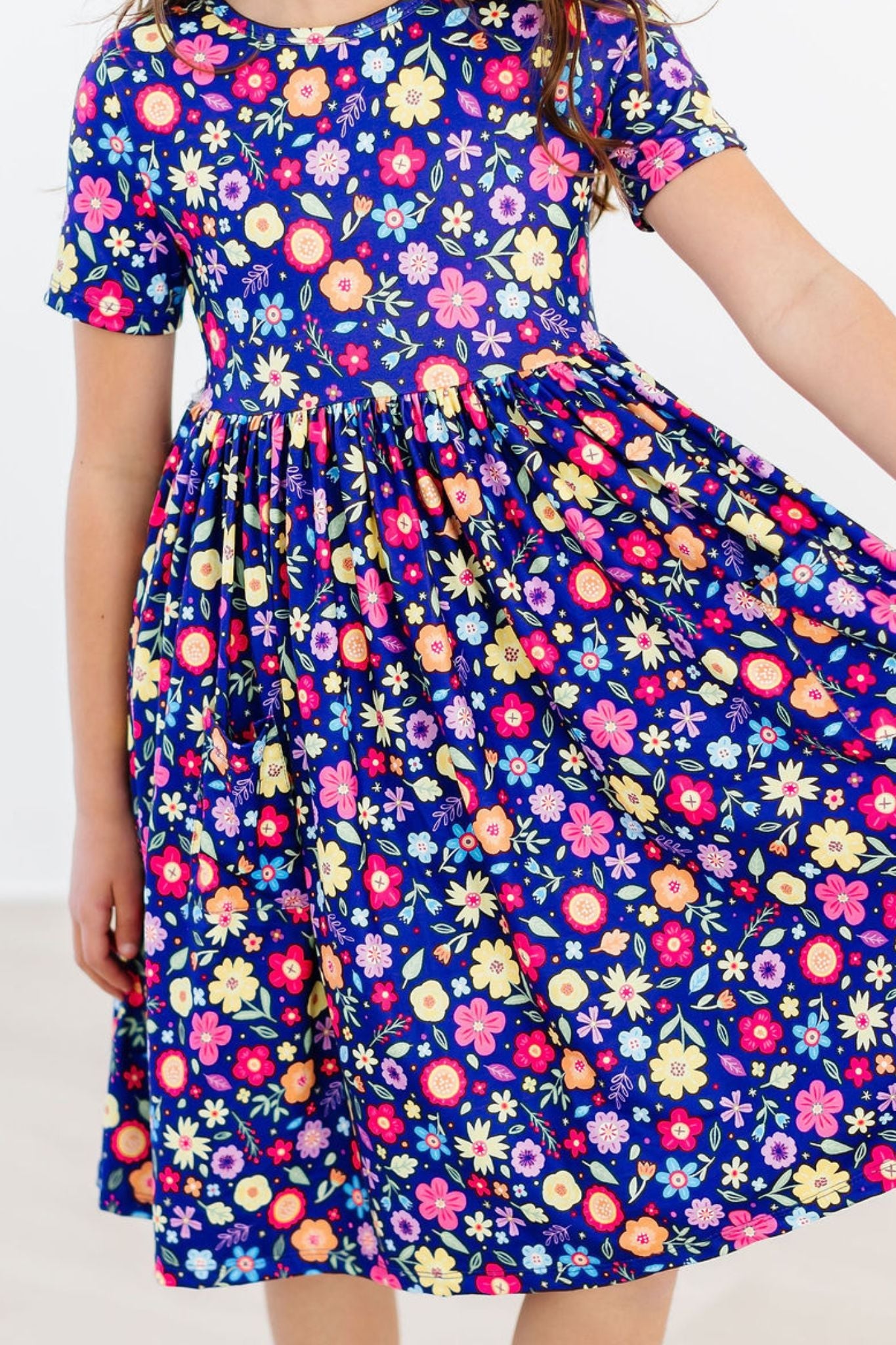 Mila & Rose ® Pick a Posy S/S Pocket Twirl Dress — detail close-up