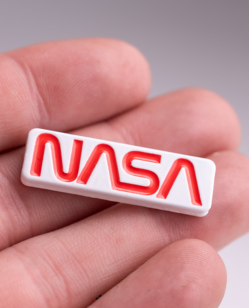 NASA "Worm" Ball Marker – Pins and Aces, view 3