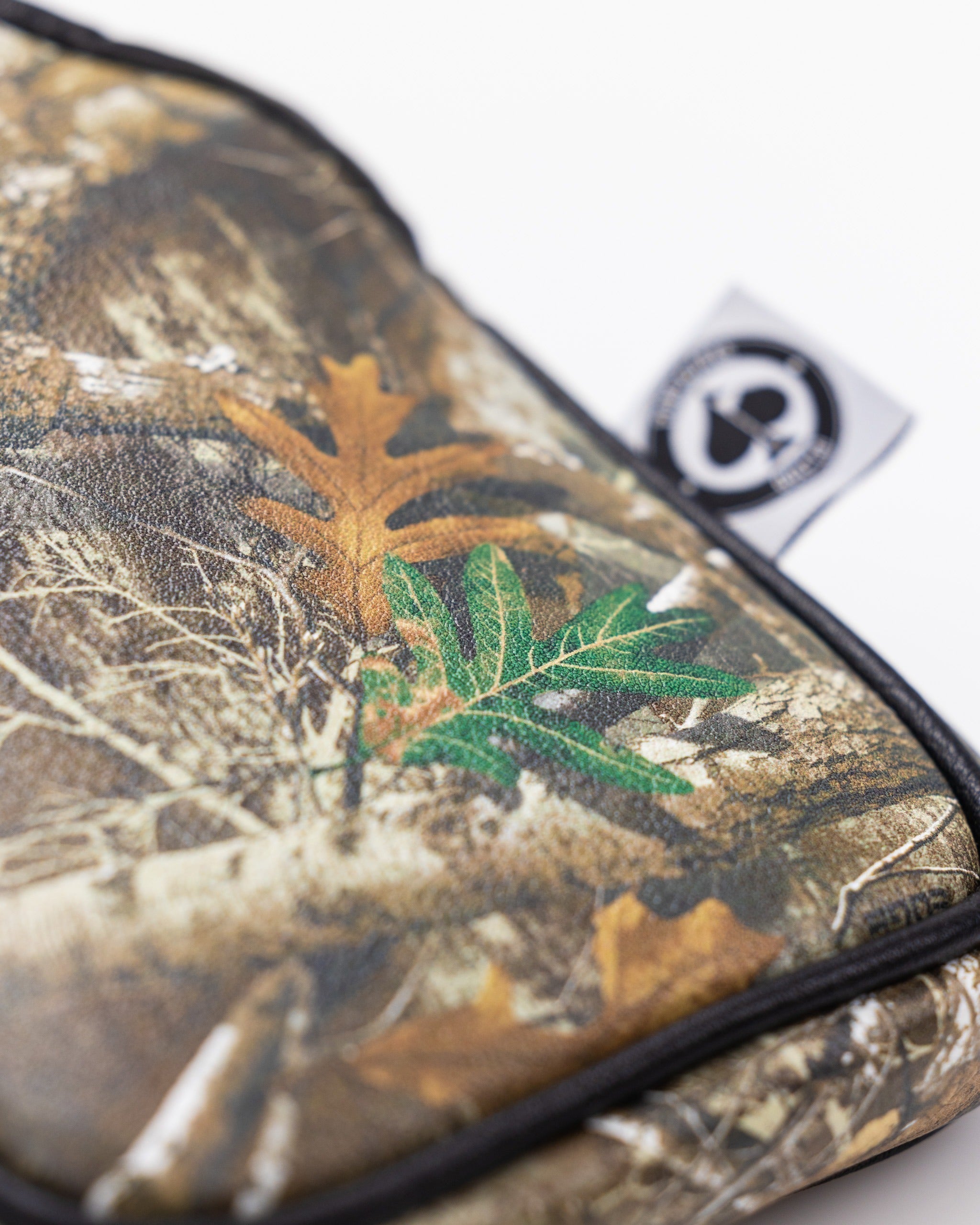 Realtree - Mallet Cover – Pins and Aces, view 4