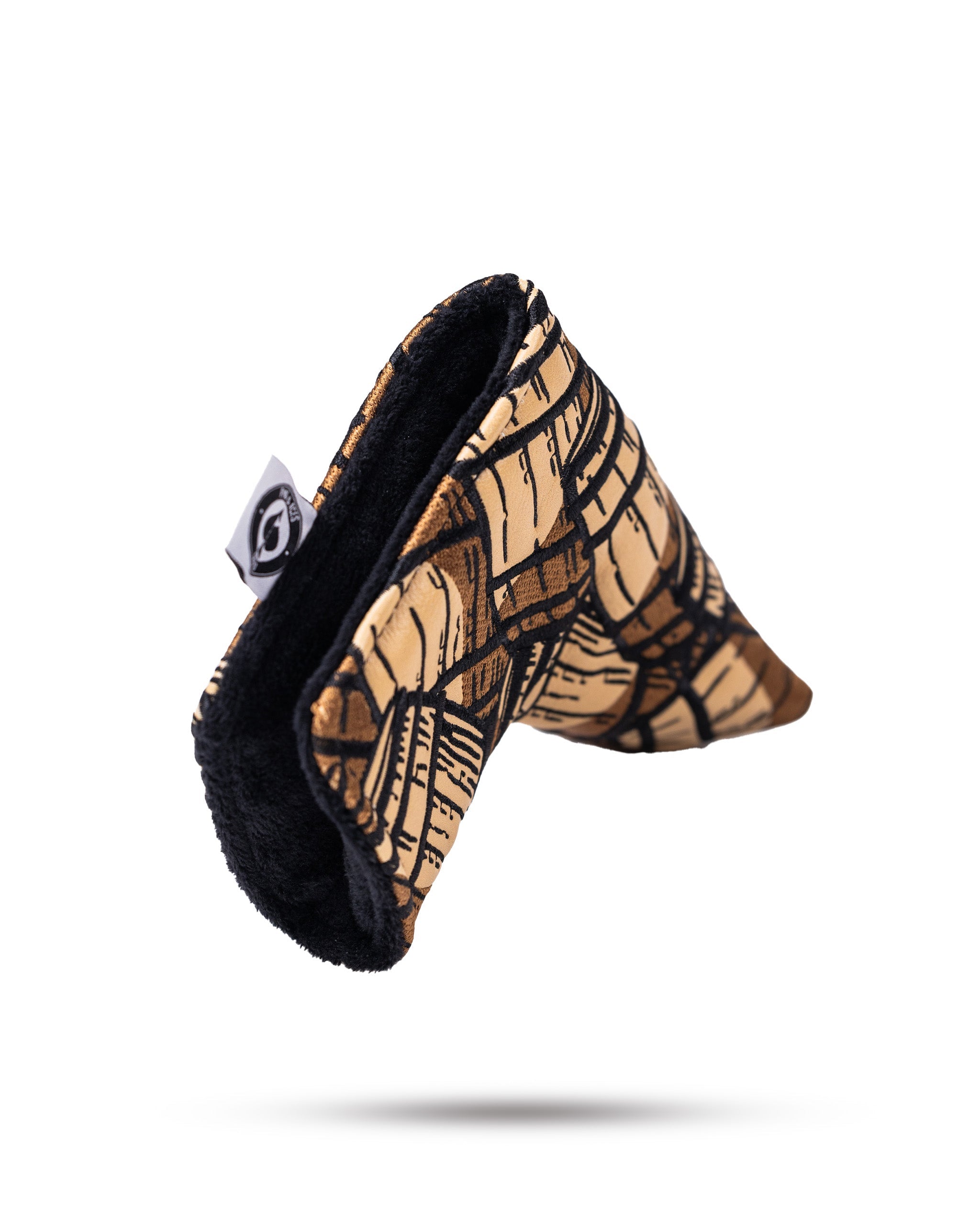 Bourbon Barrel Blade Putter Cover – Pins and Aces, view 3