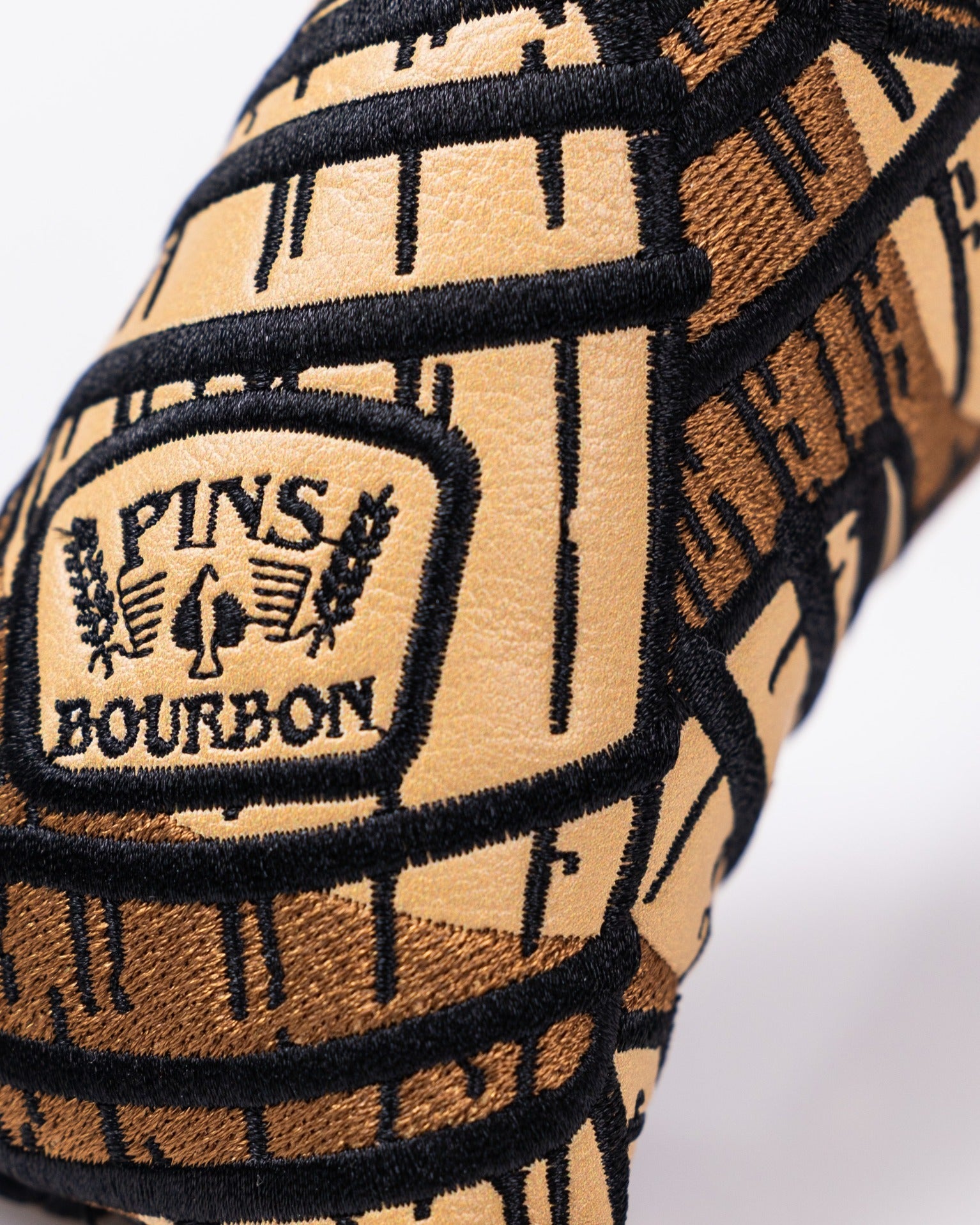 Bourbon Barrel Blade Putter Cover – Pins and Aces, view 6