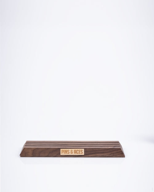 Ball Marker Display – Pins and Aces