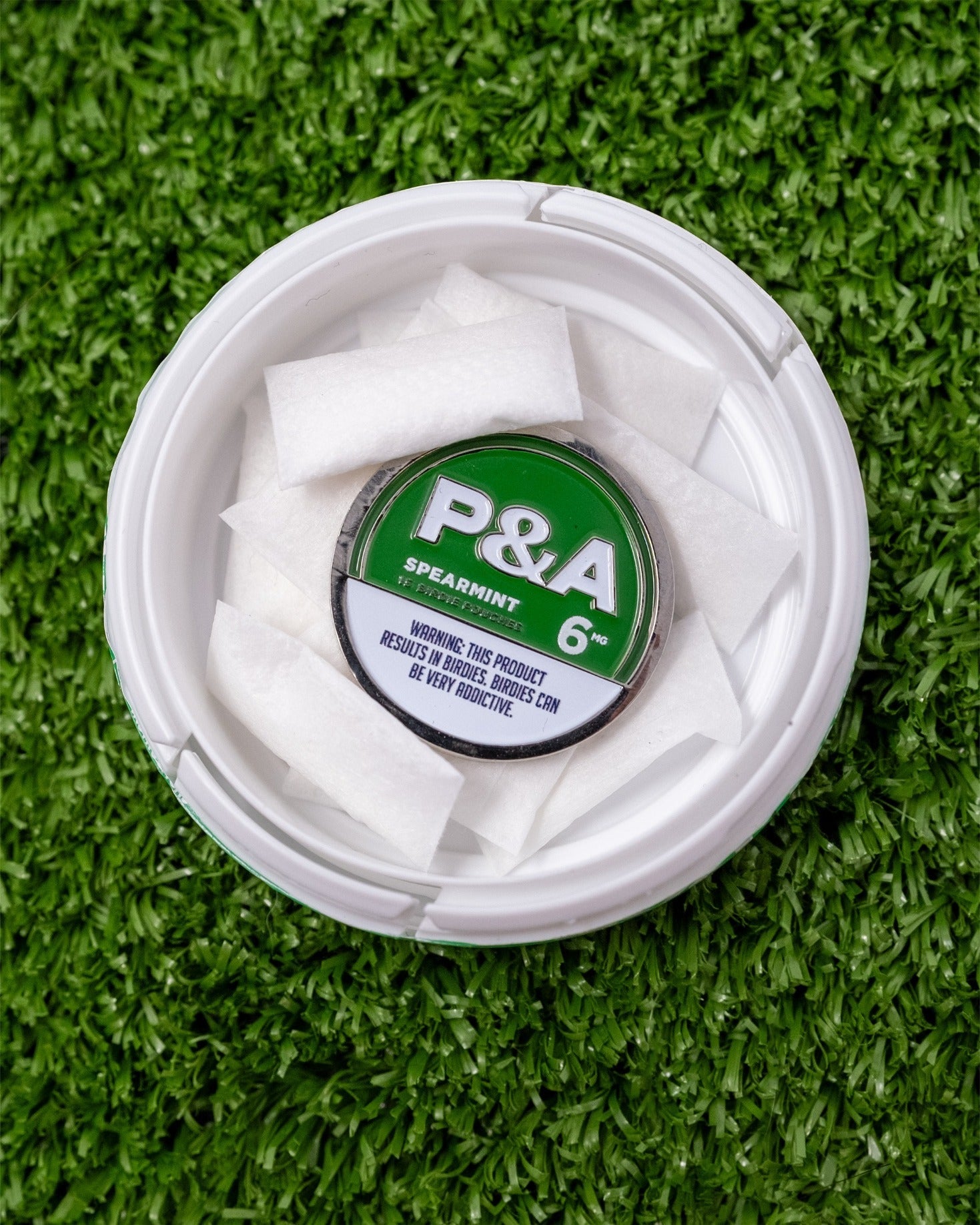 Pins and Aces 6 Milly - Spearmint Ball Marker — alternative angle