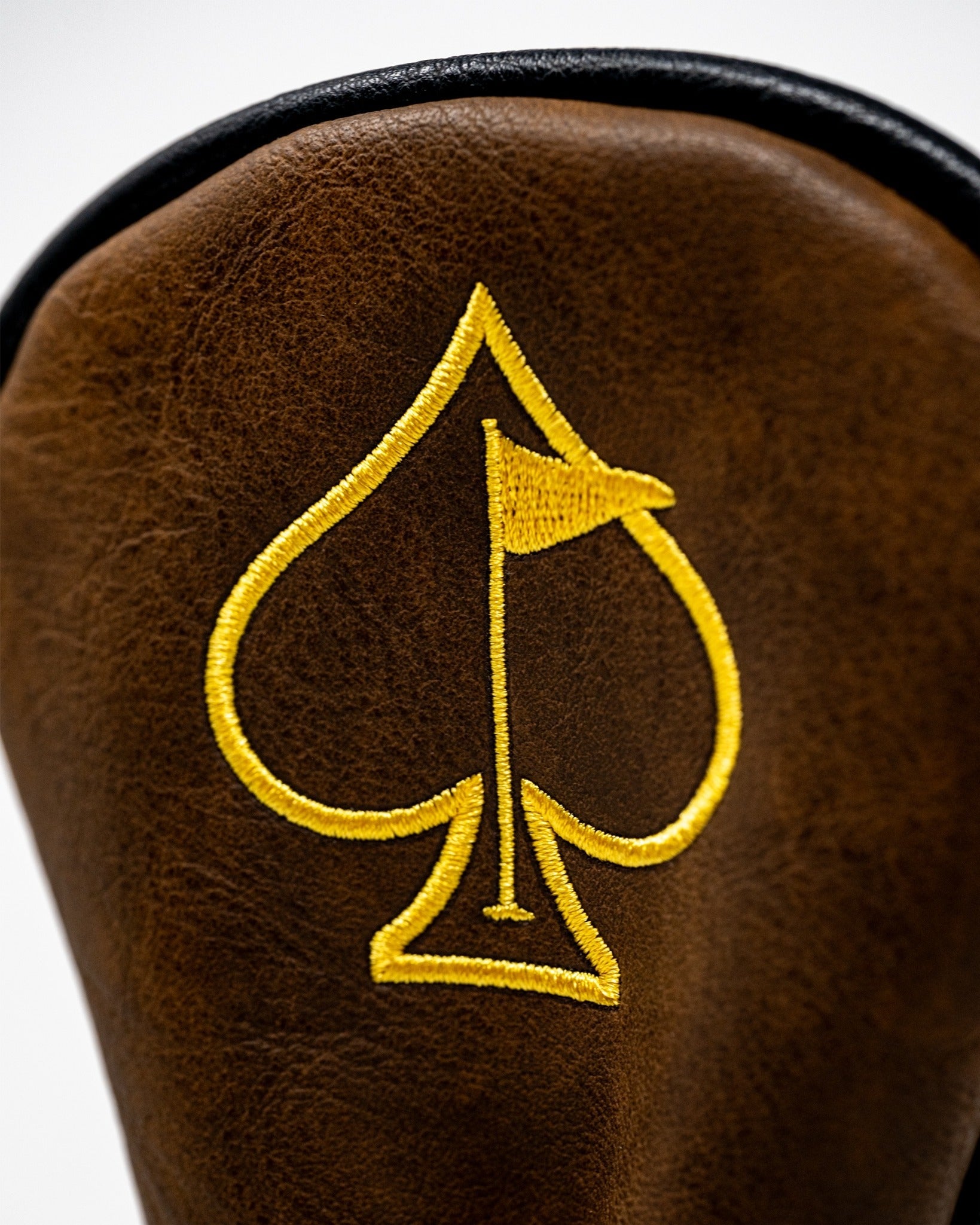 Yellowstone Hybrid Cover – Pins and Aces, view 8