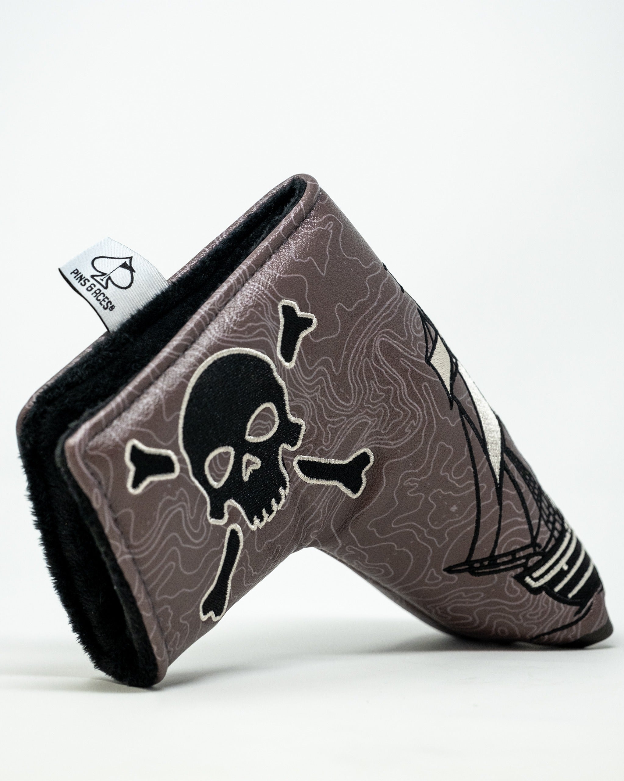 Pirate - Blade Putter Cover – Pins and Aces, view 8