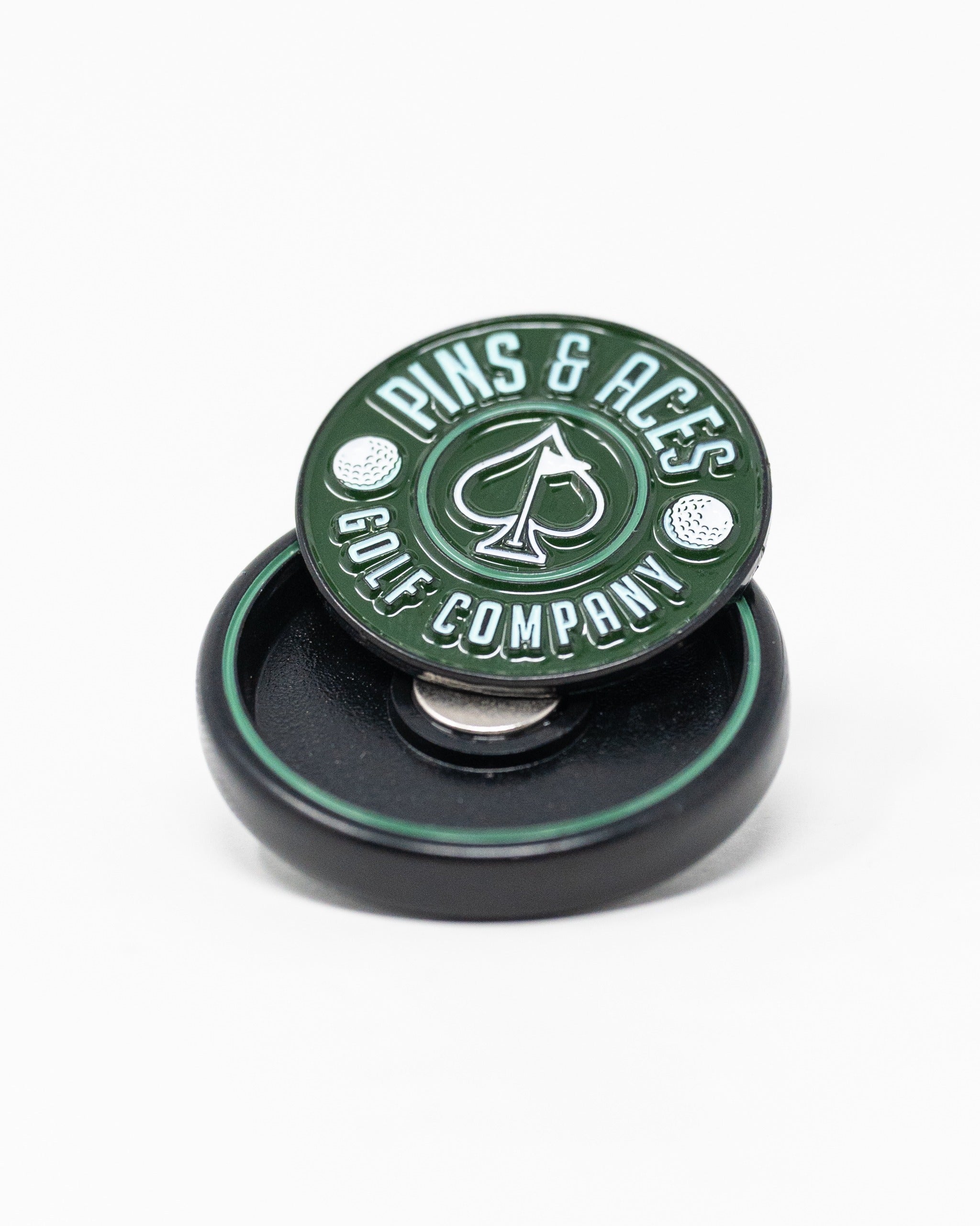 Pins and Aces Pop Out Medallion Ball Marker - Green — alternative angle