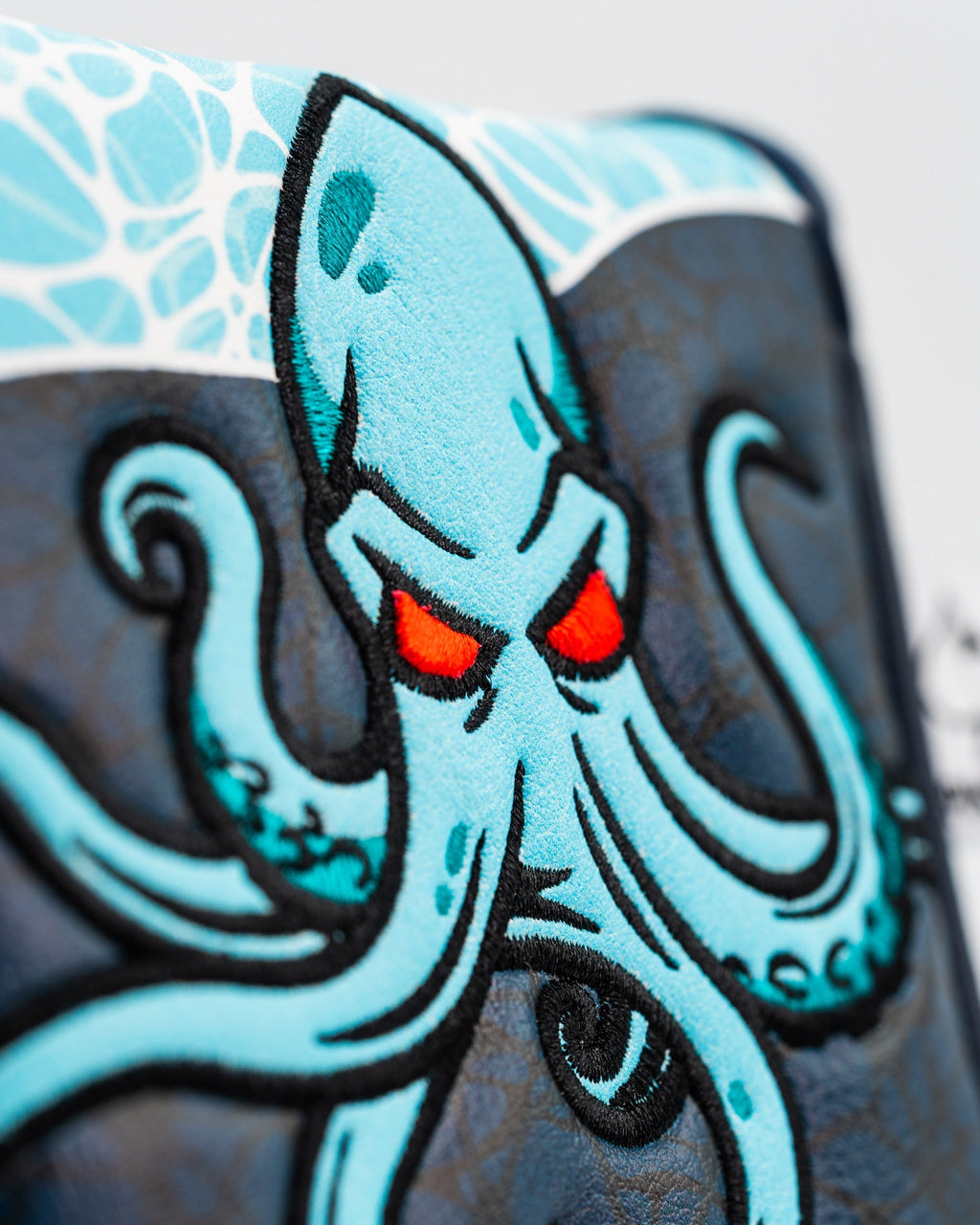 Pins and Aces Kraken - Mallet Putter Cover — packaging