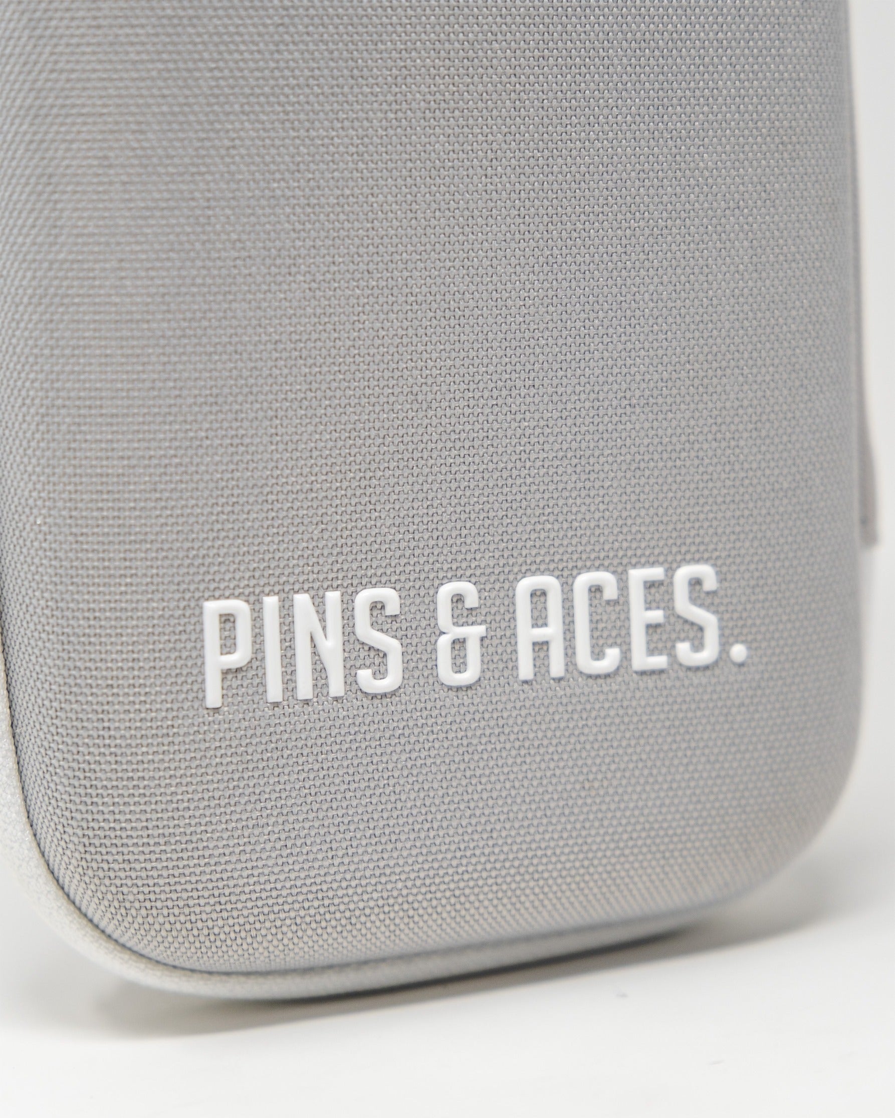 Pins and Aces Glove & Accessory Caddie - Gray — feature highlight