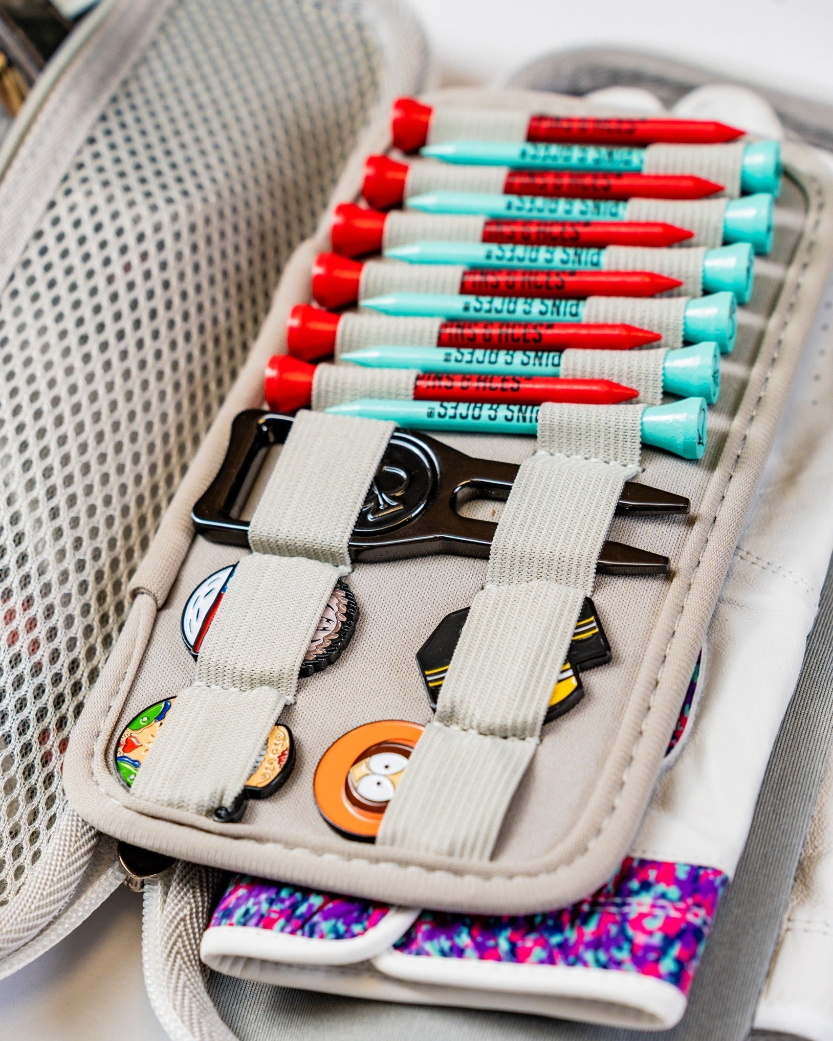 Pins and Aces Glove & Accessory Caddie - Gray — size reference