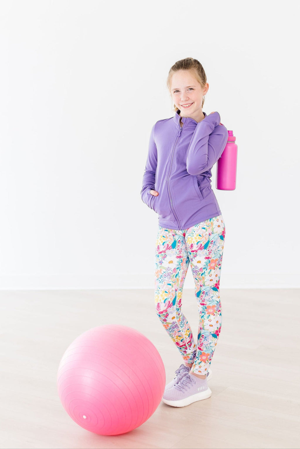 Mila & Rose ® SALE Petal Power Active Legging — side view