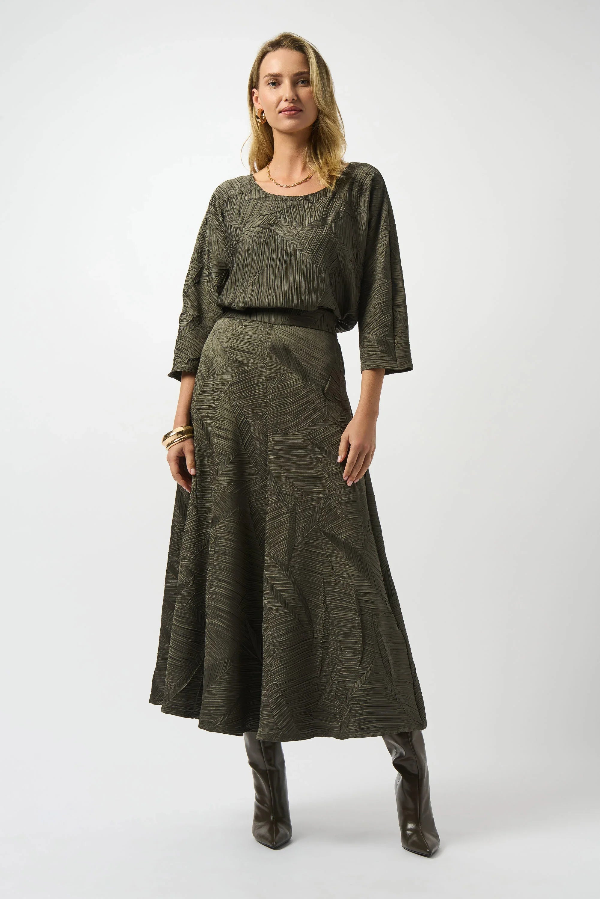 KADOU BOUTIQUE Pleated Satin Long Flared Skirt - 253248-3380 — lifestyle context