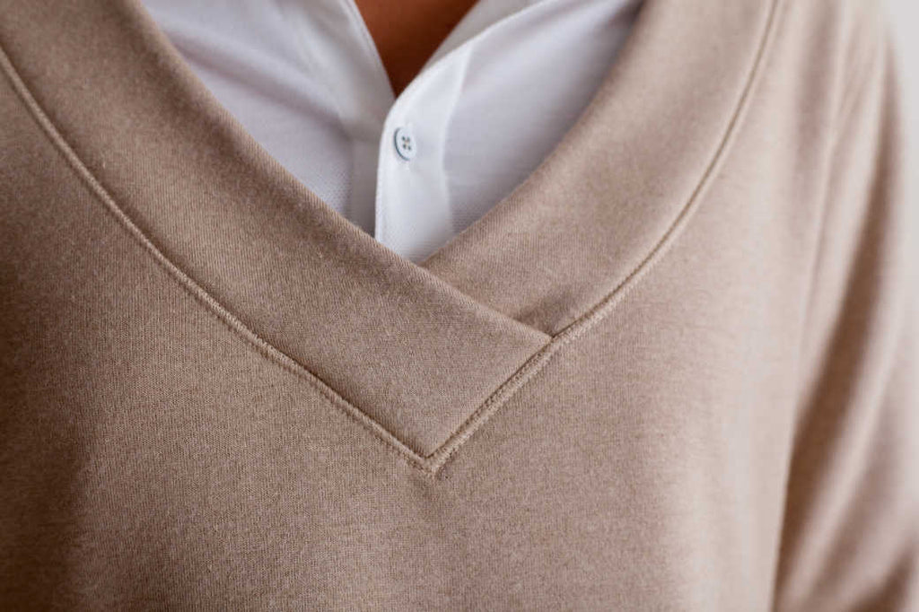 Buki Power Vee 'Sweater' Sweatshirt - Charcoal Gray — detail close-up