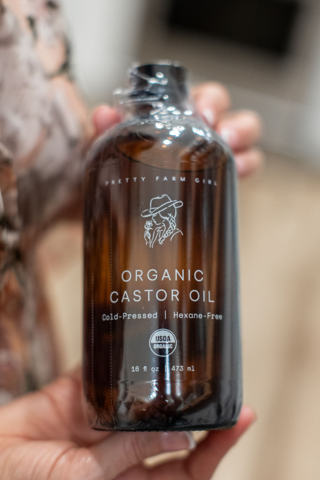 Pretty farm girl Pure Organic Cold Pressed Hexane-Free Castor Oil — size reference