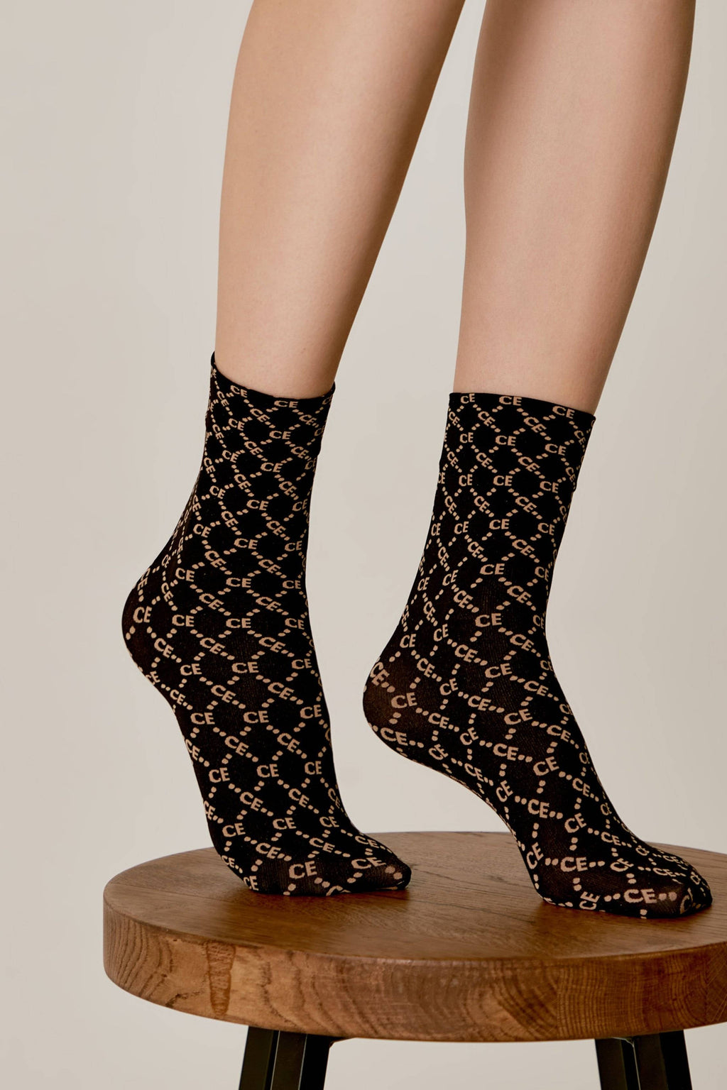 TheRanok.com Socks Conte Fantasy - Diamond Pattern — in-use photo