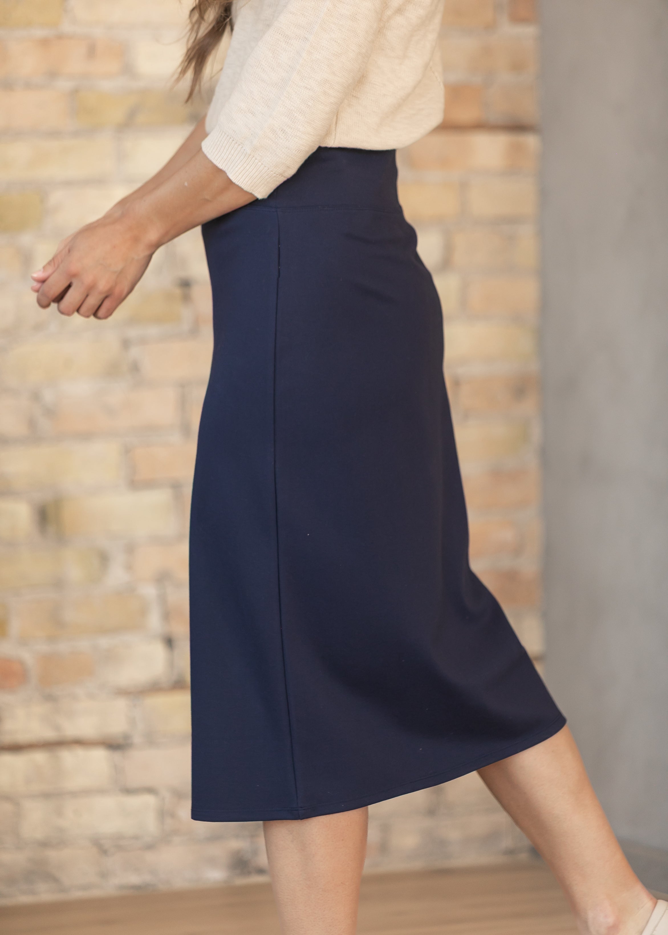 Inherit Co. Quinn Midi Skirt 31 Inch — comparison shot