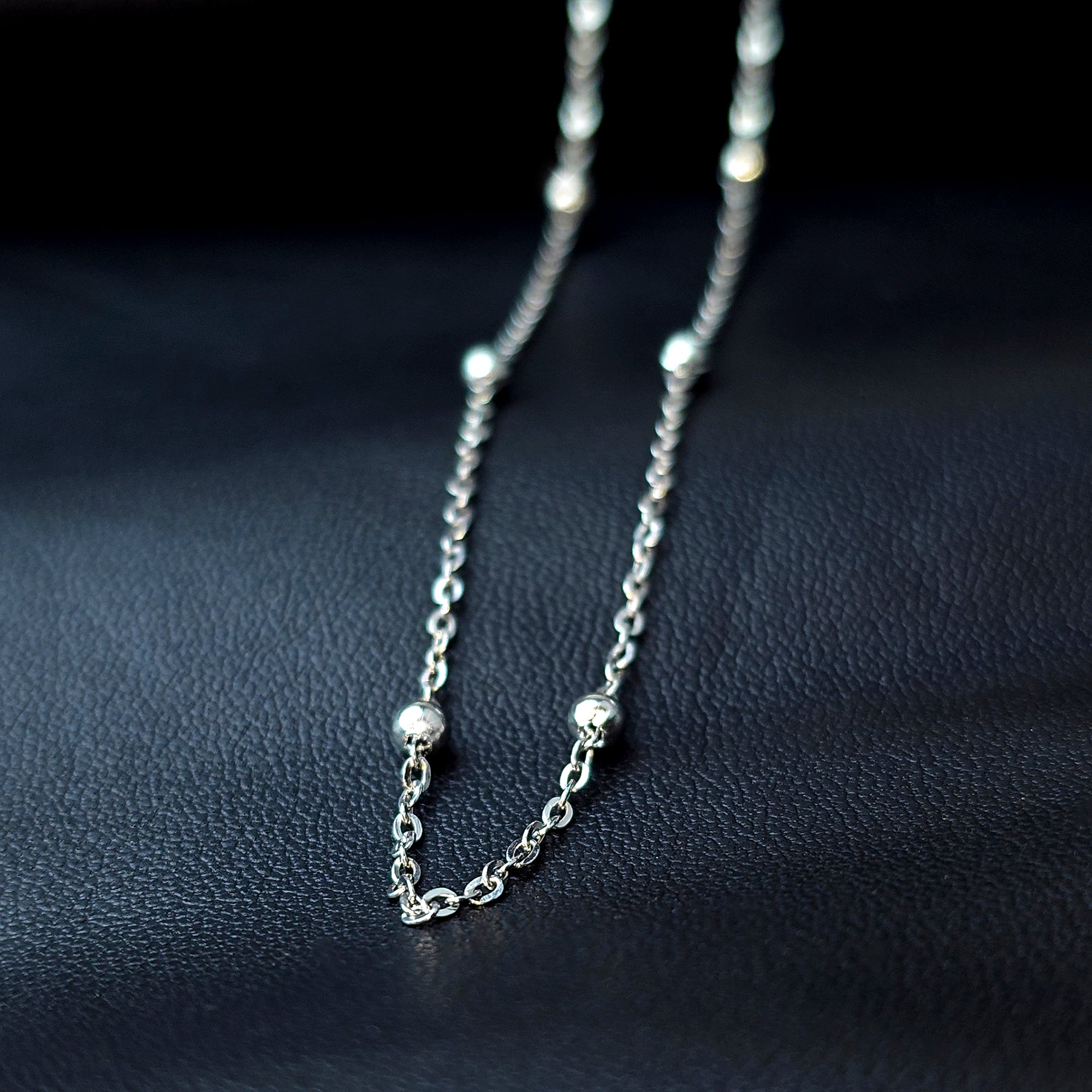 BodyCandy Stainless Steel Ball Station Necklace Satellite Chain Layering Necklace — detail close-up