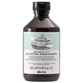 The Body Shop Detoxifying Scrub Shampoo - Natural, Vegan, Sulfate-Free Clarifying Shampoo for Oily Scalp and Hair Purification