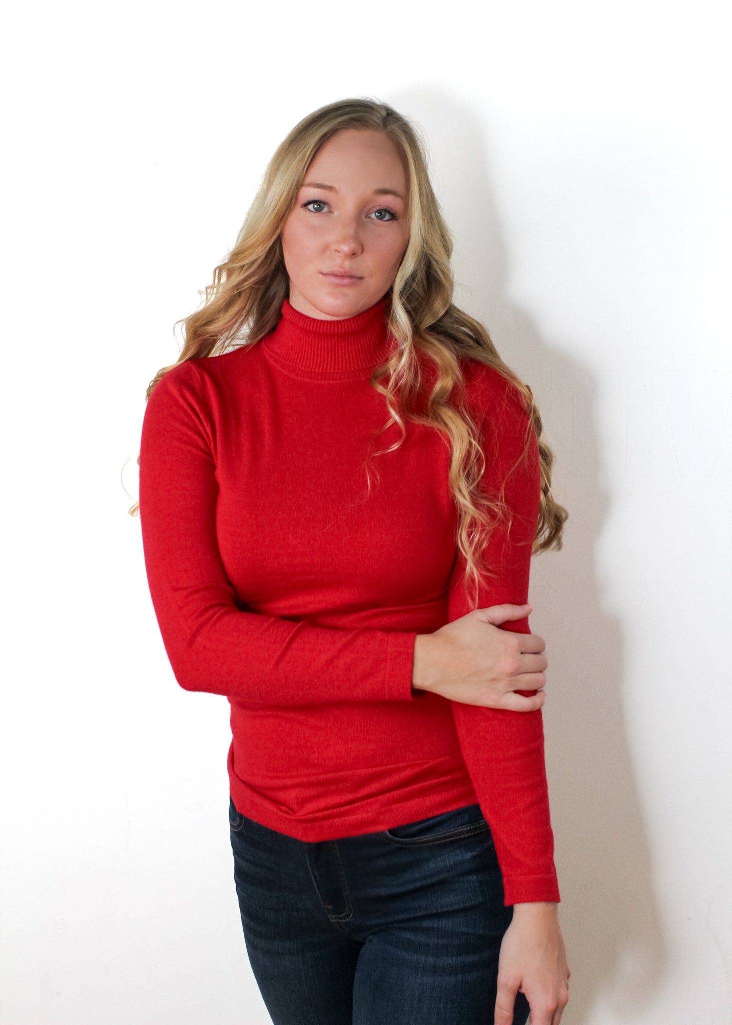 KADOU BOUTIQUE Solid Color Turtleneck Sweater — back view