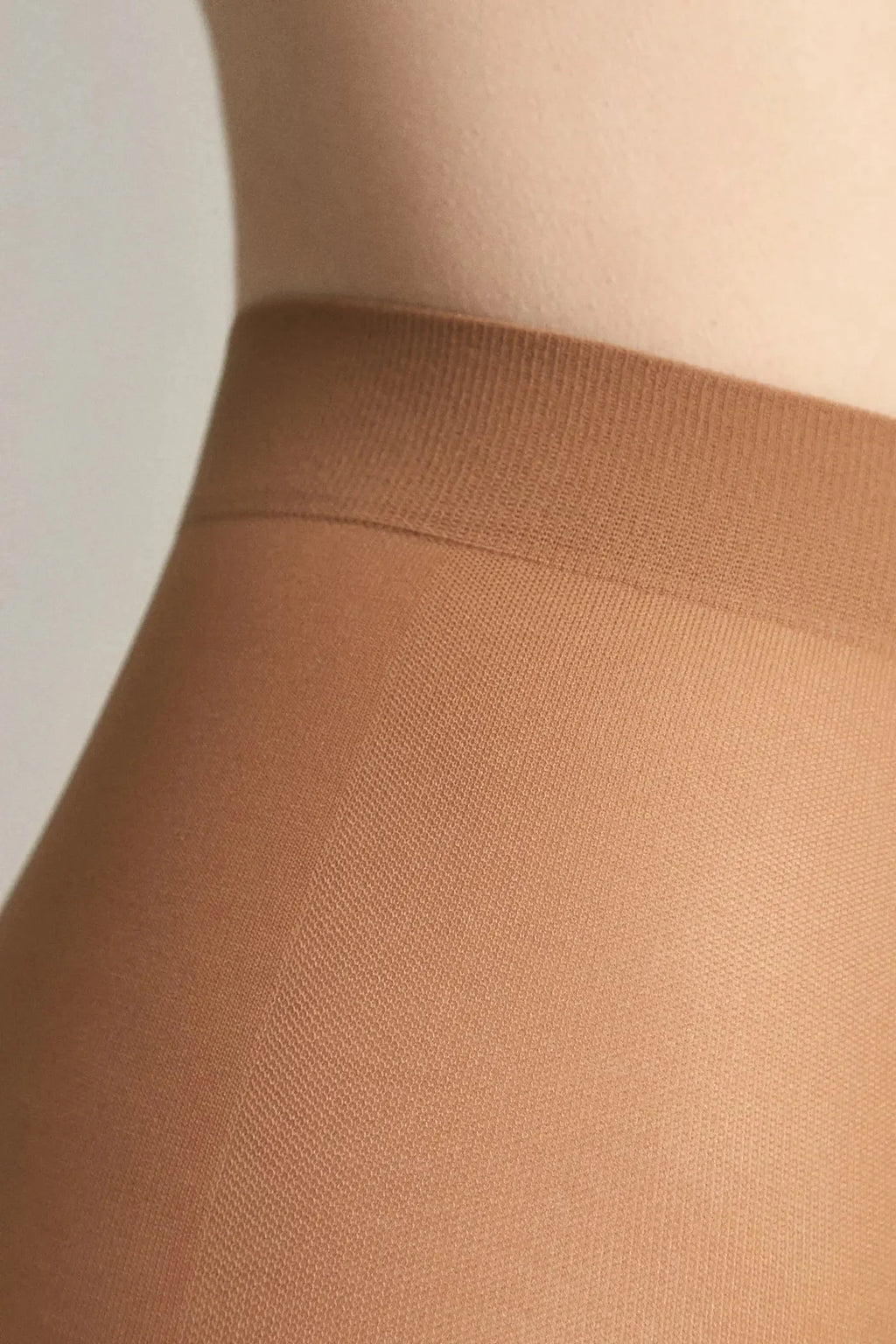 TheRanok.com Tights Conte Balance 15 Den - Push-Up Effect — packaging