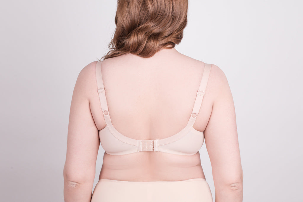 TheRanok.com Bra Milavitsa 115910 - Elastic Knit, Underwired, Triple Diagonal Segment Cups — lifestyle context