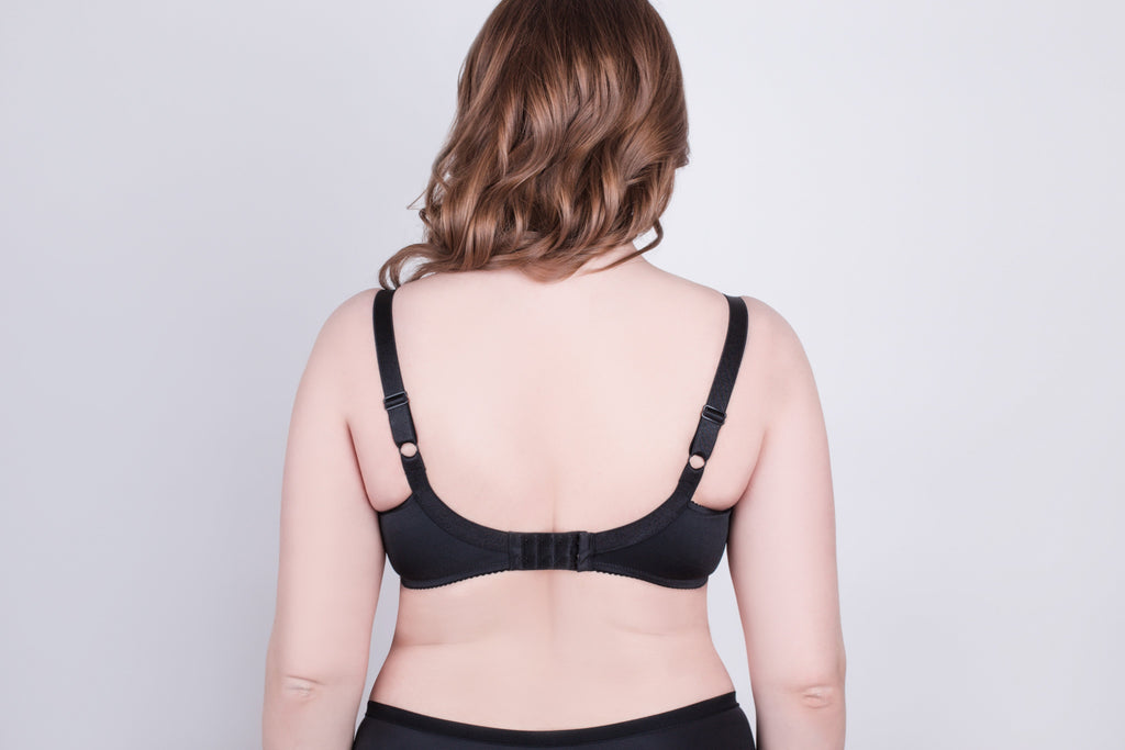 TheRanok.com Bra Milavitsa 100150 - Underwired Soft Cup with Side Shaping Panel — lifestyle context