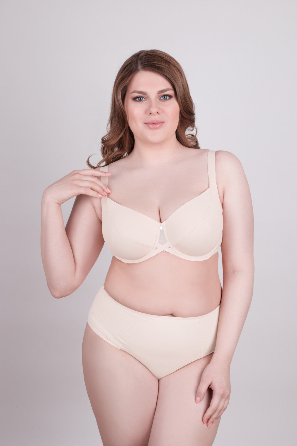 TheRanok.com Bra Milavitsa 115910 - Elastic Knit, Underwired, Triple Diagonal Segment Cups — in-use photo