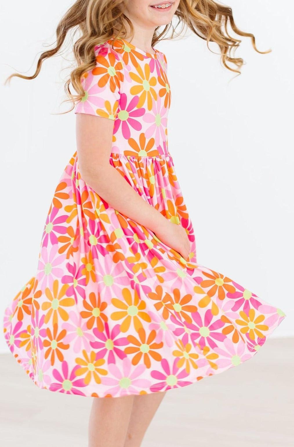 Mila & Rose ® Retro Daisies S/S Pocket Twirl Dress — main product shot