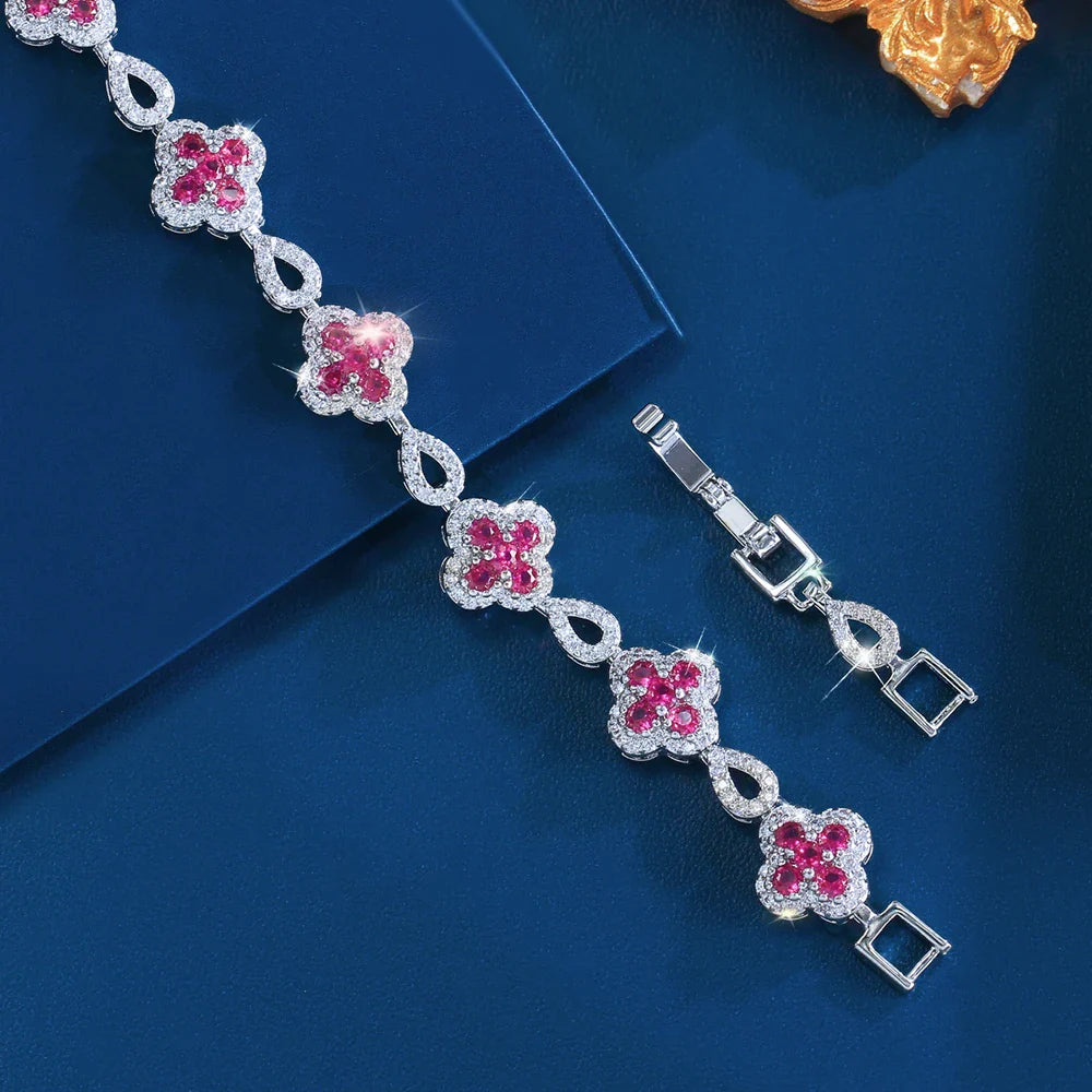MyClosetAid Flower Shape Bracelet for Women — detail close-up