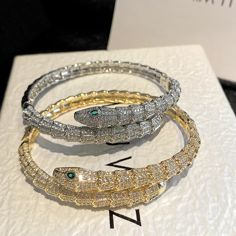 MyClosetAid Snake Bracelet (unisex) — side view