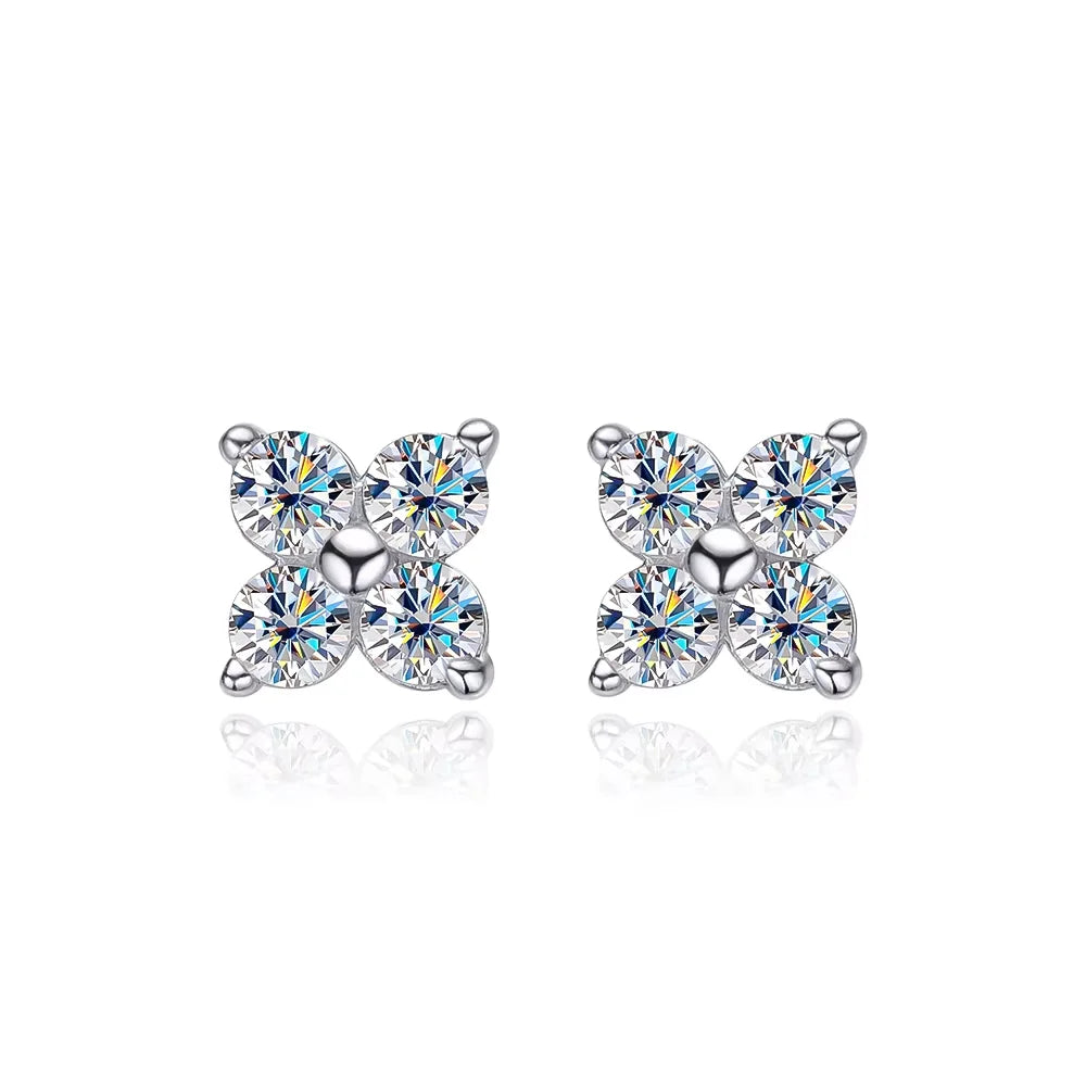 VVS1 D Round Moissanite Stud Earrings