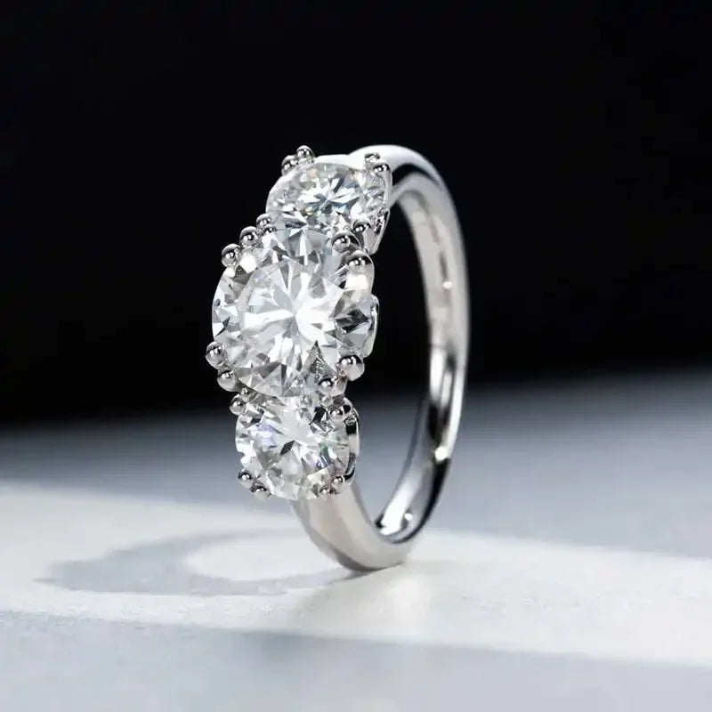 MyClosetAid 2CT Moissanite Ring VVS1 Lab Diamond Solitaire Ring — back view