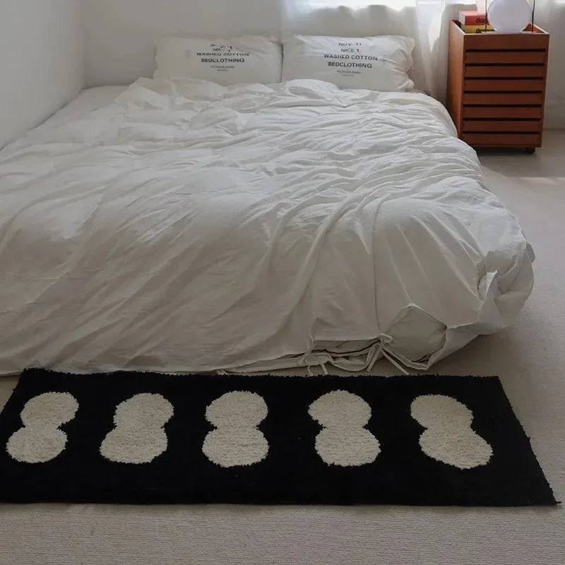 Perfecsy VIKAMA Minimalist Black And White Bedside Rug For Bedrooms And Living Rooms Soft And Comfortable Plush Home Decor Ru