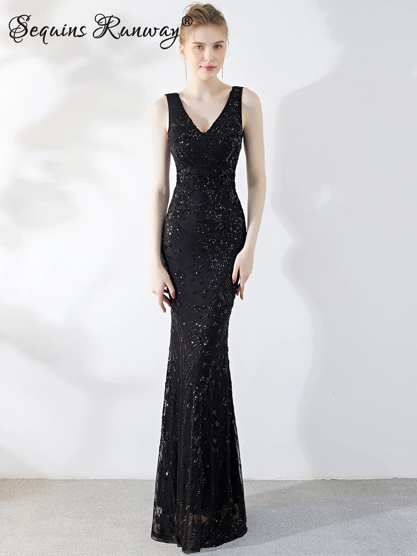 Envy NYC Envy NYC Maxi Sequin Party Dress — detail shot 8