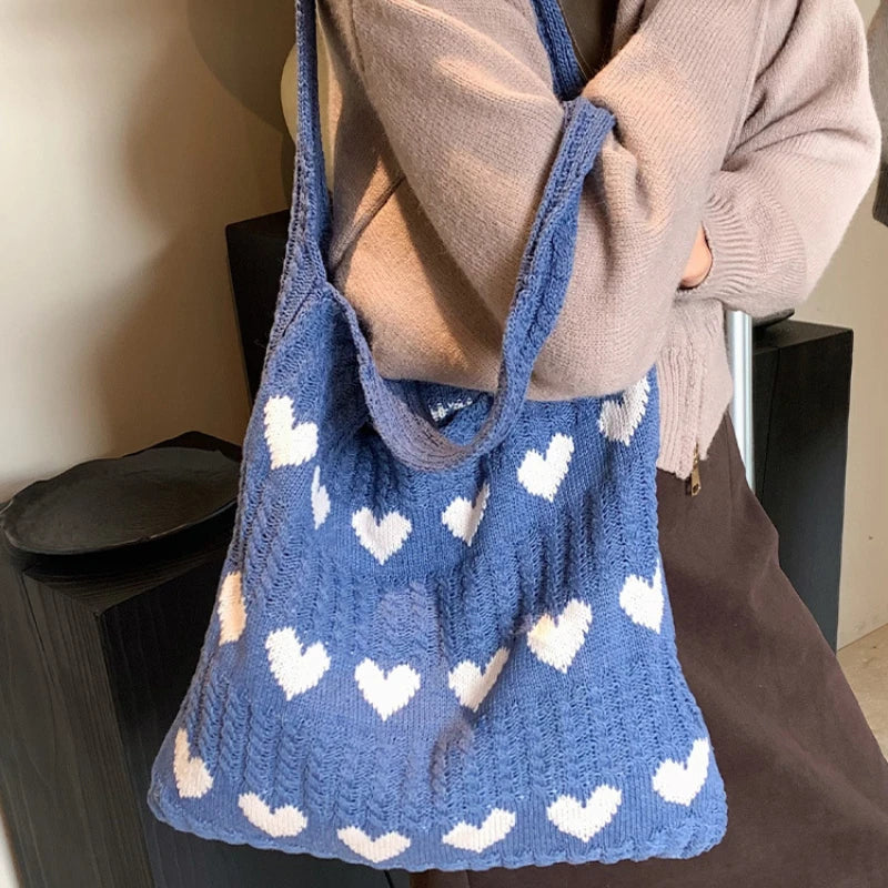 Perfecsy 1pc Knitted Bag, Heart-shaped Tote Bag, Women's Diagonal Shoulder Bag, Fashionable and Personalized Woven Bag — in-u
