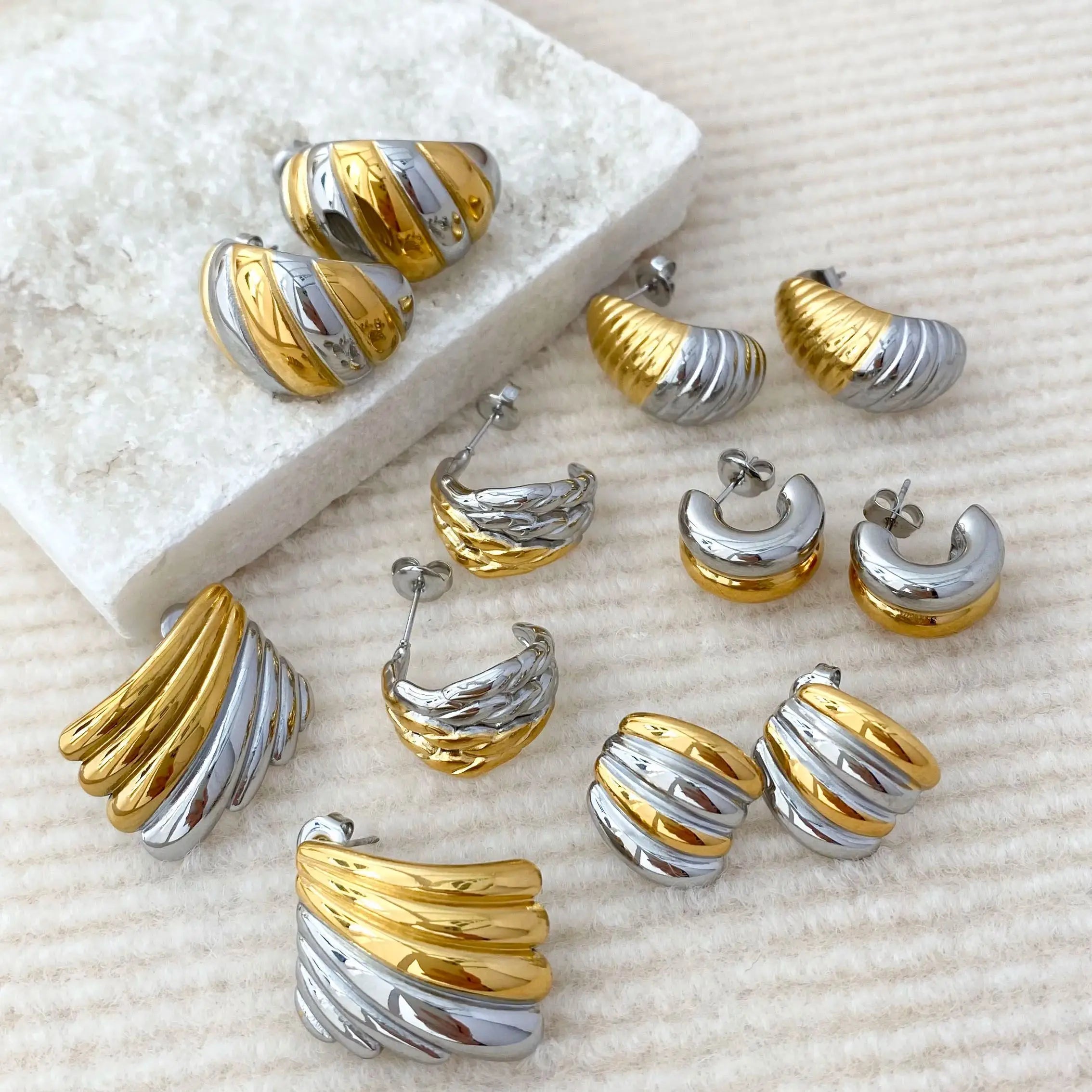 SORI STYLE Hypoallergenic Geometric Stud Earrings for Women — main product shot