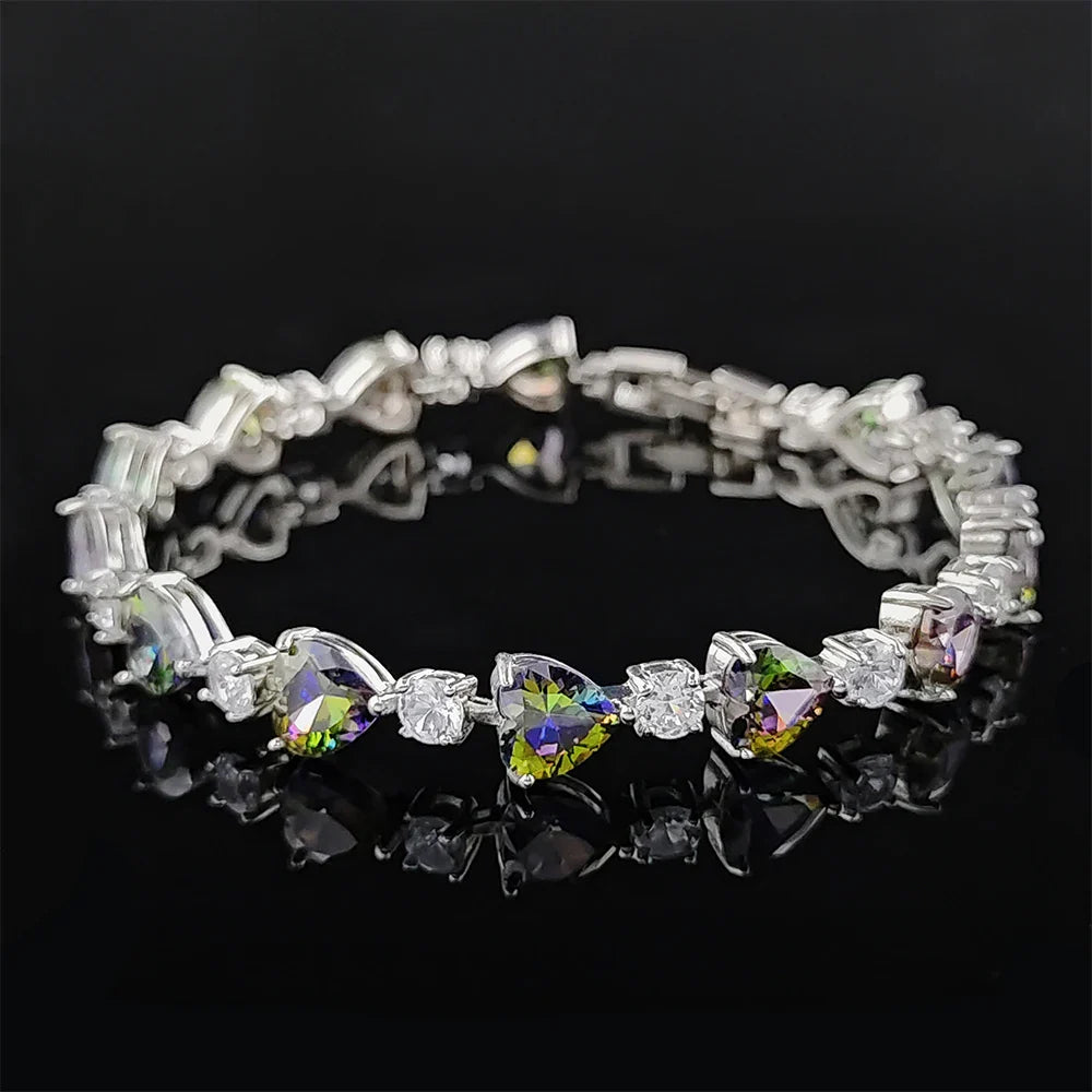 MyClosetAid Heart Bracelet Bangle Bracelet — side view