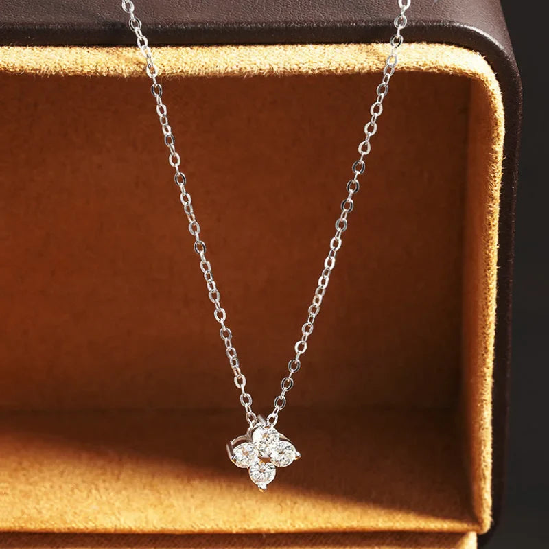 SORI STYLE VVS1 D Flower Moissanite Pendant Necklace for Women — side view