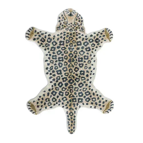 Perfecsy VIKAMA Cartoon Leopard Carpet For Cooling And Warmth, Home Decoration, Bedroom Plush Floor Mat, Living Room Rest Are