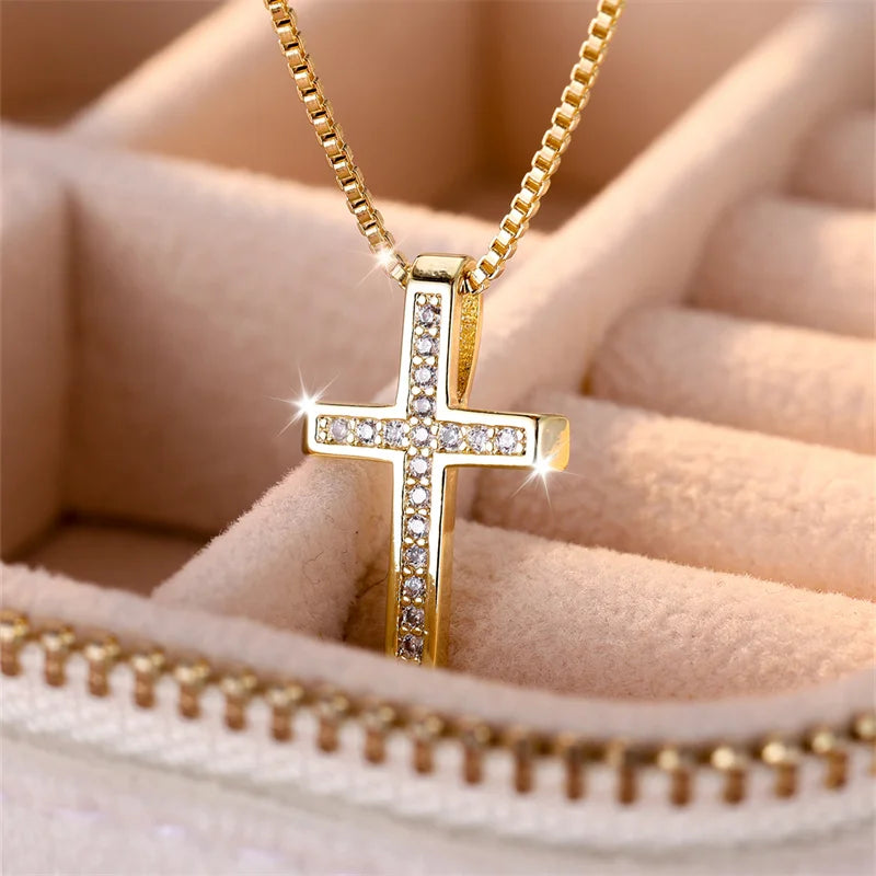 MyClosetAid Cross Pendant Clavicle Necklaces — detail close-up