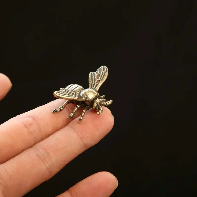 Perfecsy Vintage Brass 1pc/3pcs Mini Bee Collectible Figurines - Handmade Antique Desk Decorations - Ideal Gift for Home Offi
