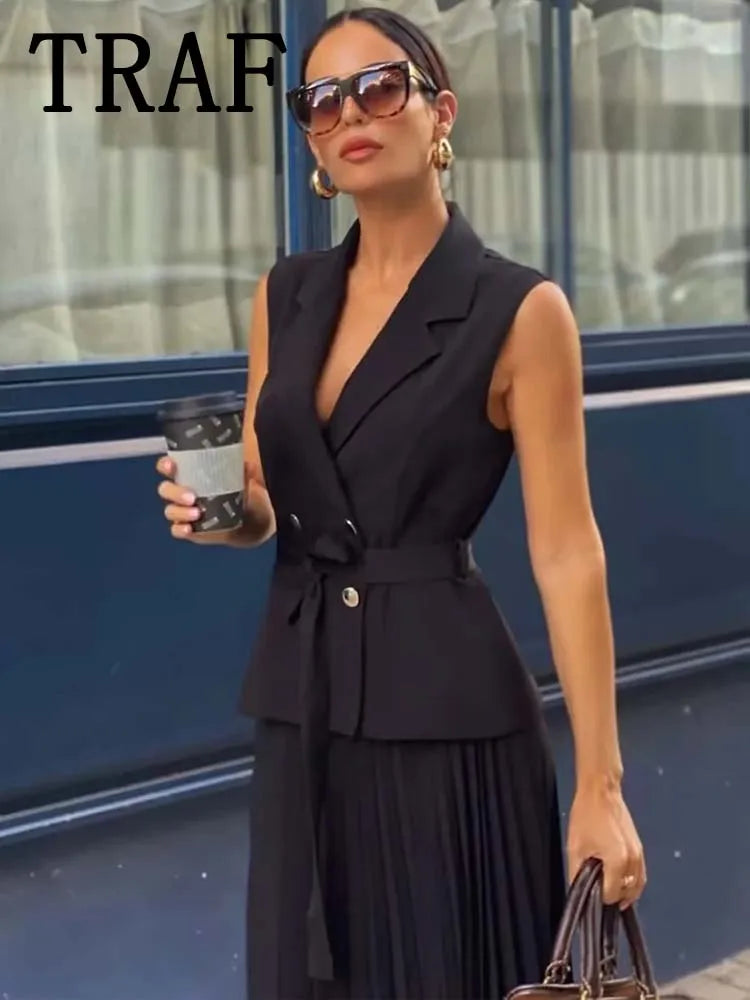 Envy NYC Envy NYC Cali Rouched MIDI Dress — detail shot 6