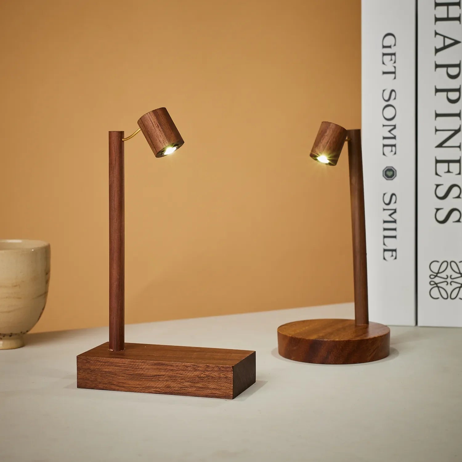 Perfecsy Wooden Table Lamp Retro Night Light with Rotary Switch LED Eye Protection Bedside Lamp Desktop Decorative Lights — s