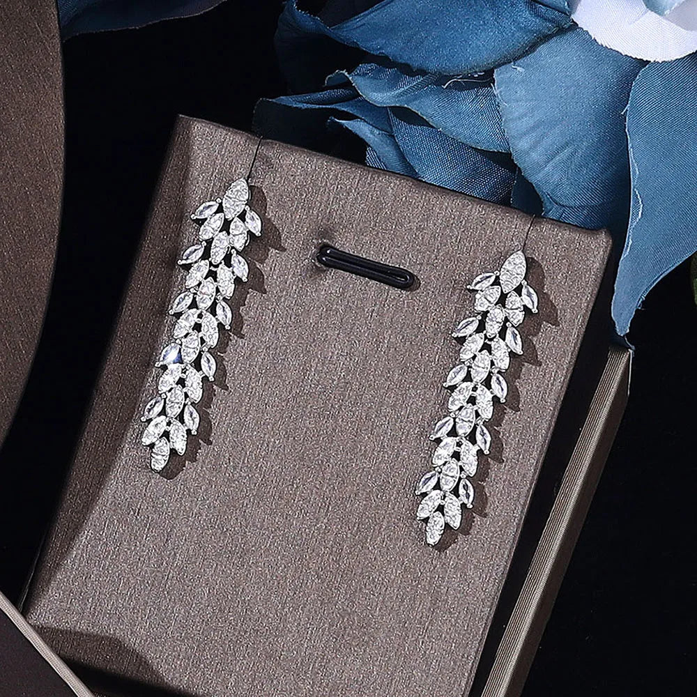 Envy NYC Envy NYC 4pcs Bridal Zirconia Full Jewelry Set — Envy NYC branding close-up