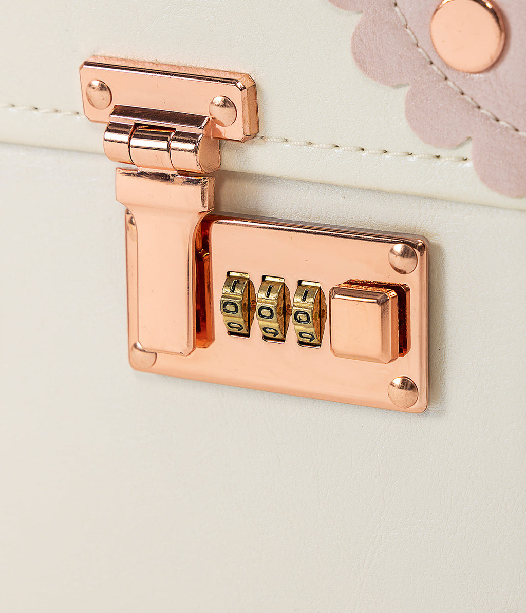 SarahFace Spinner Suitcase - Embroidery Cream White