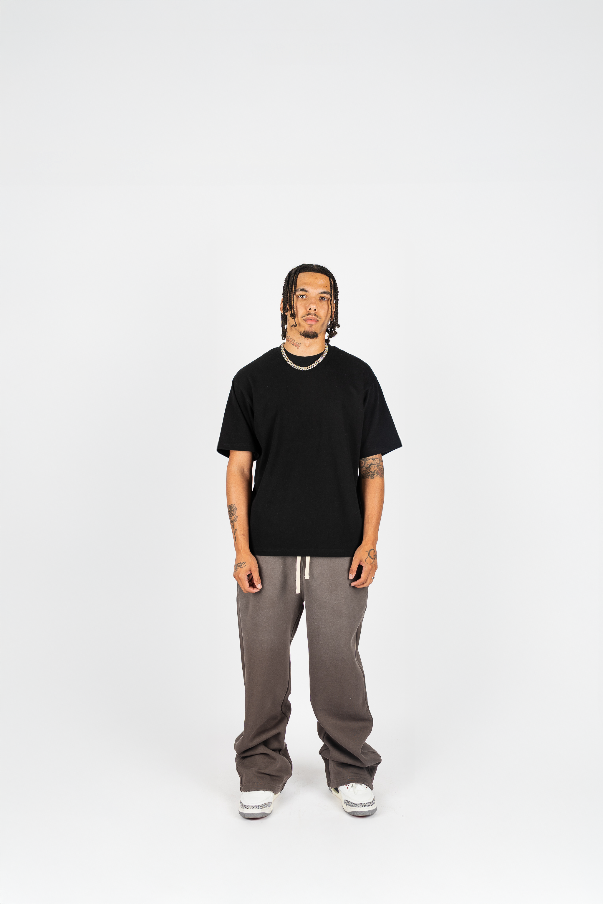 Superline Weathered Sweatpants — detail shot 9