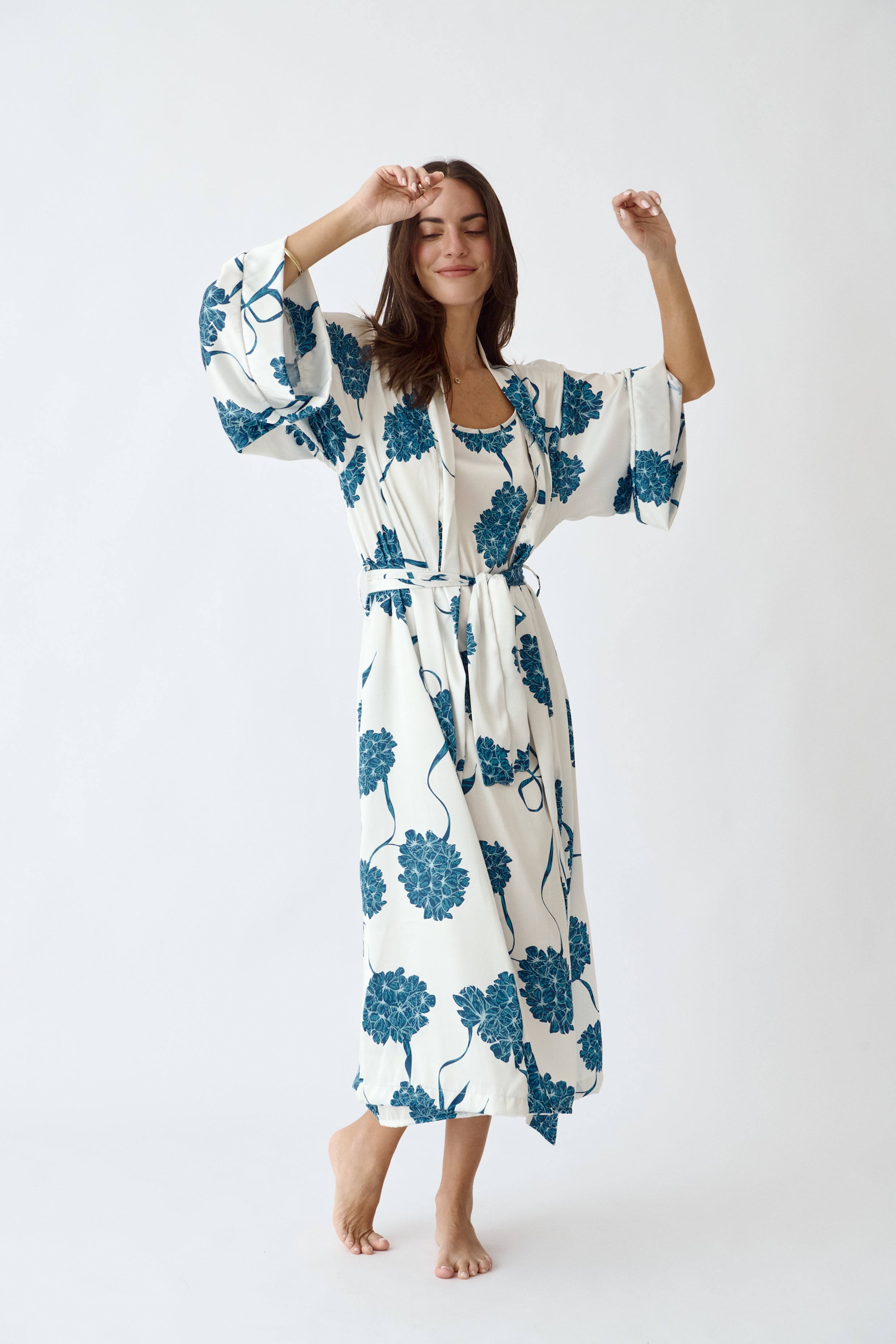 Simoné Sleepwear USA Washable Silk Kimono - Blossom — detail close-up