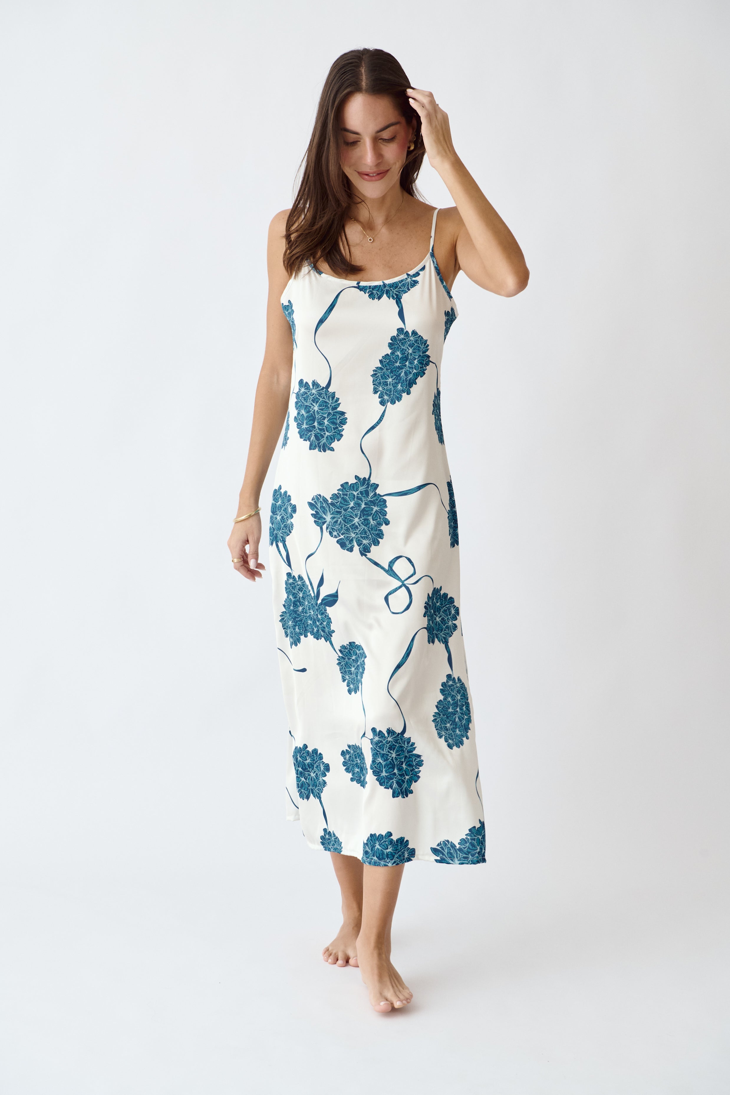 Simoné Sleepwear USA Washable Silk Dress - Blossom — lifestyle context