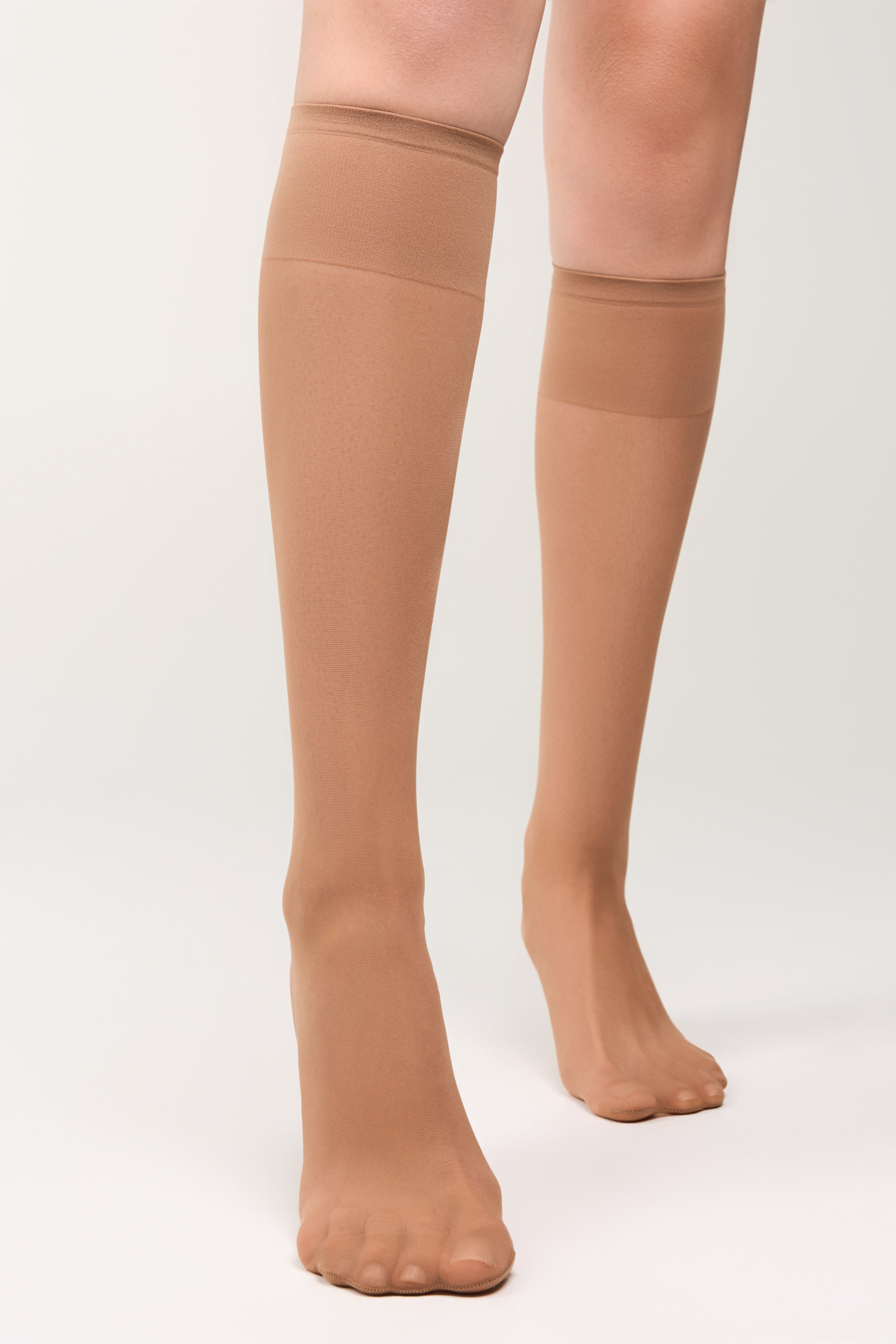 TheRanok.com Knee Highs Conte Solo 20 Den (2 pairs) — detail close-up