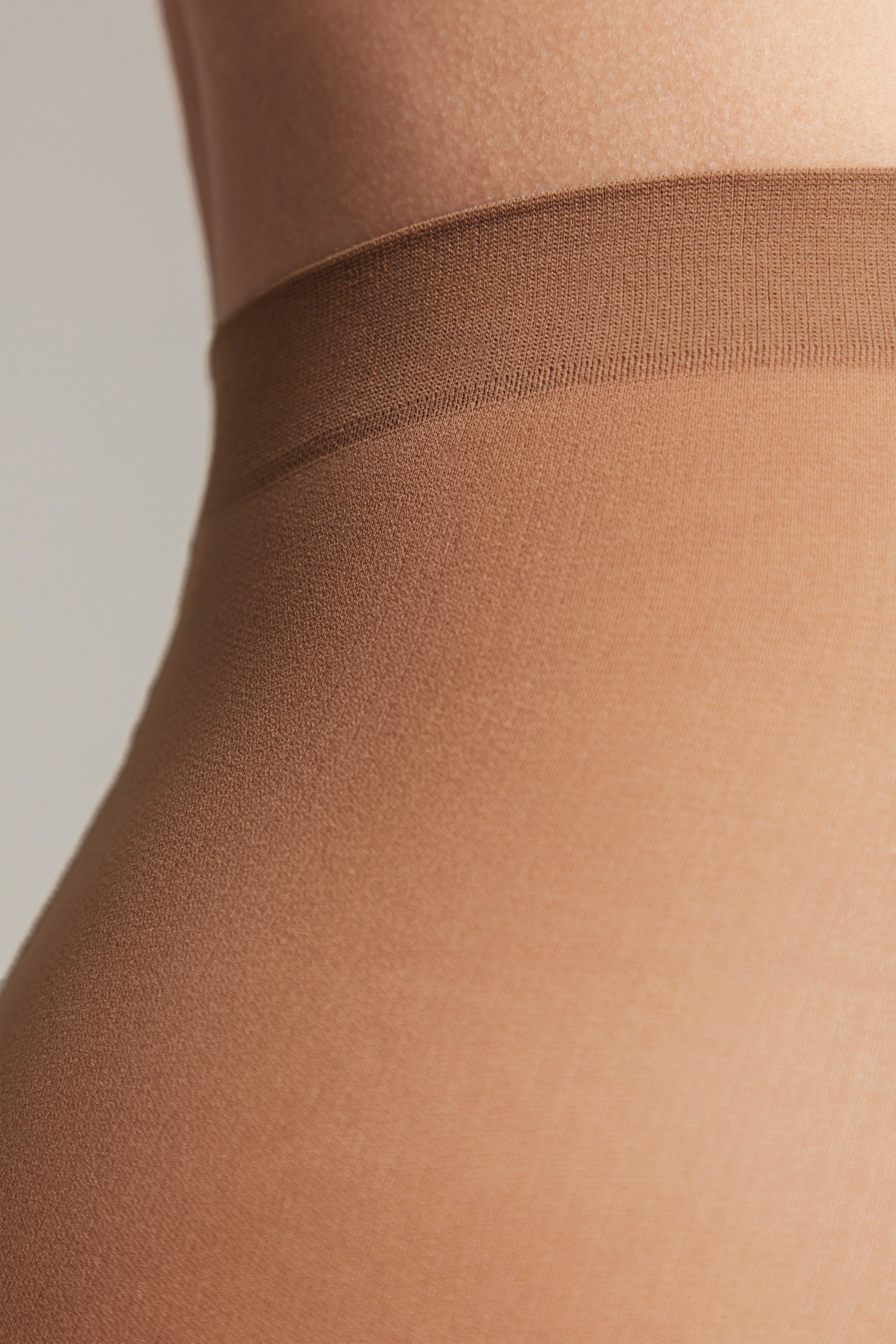 TheRanok.com Tights Conte Solo 40 Den - Classic Pantyhose — lifestyle context